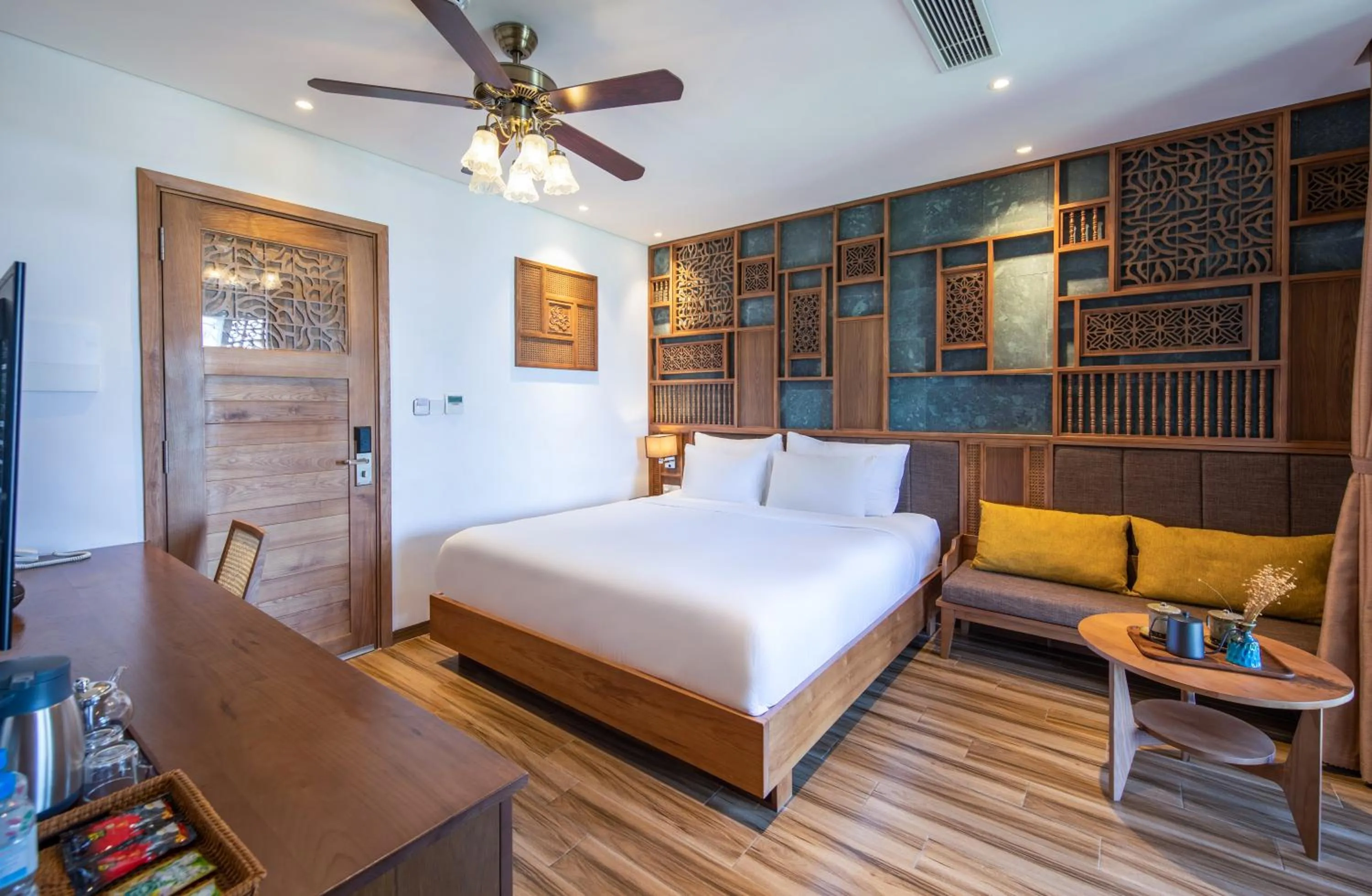 Photo of the whole room, Bed in Bonny Boutique Hotel Da Nang