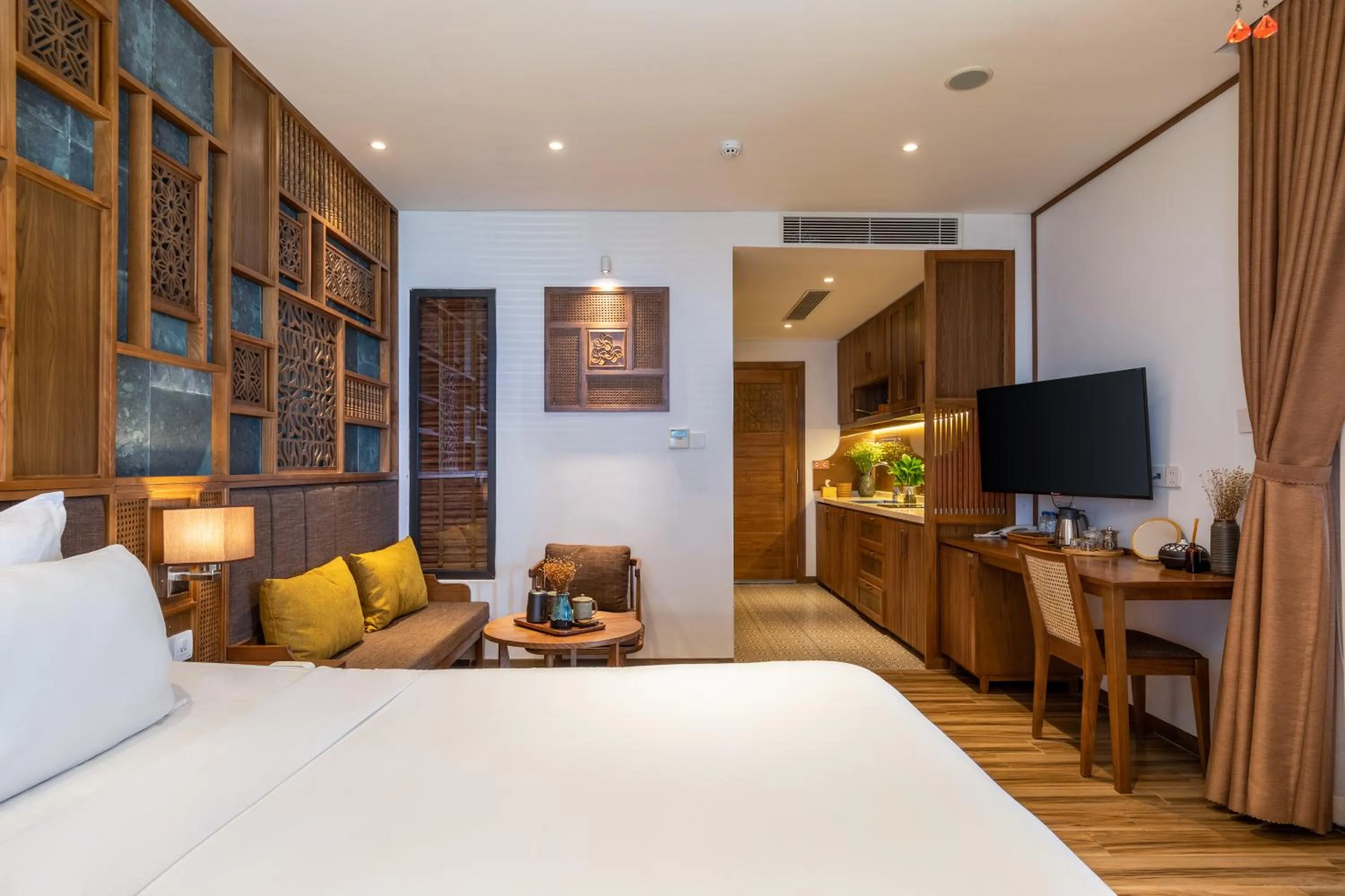 Communal lounge/ TV room, Bed in Bonny Boutique Hotel Da Nang