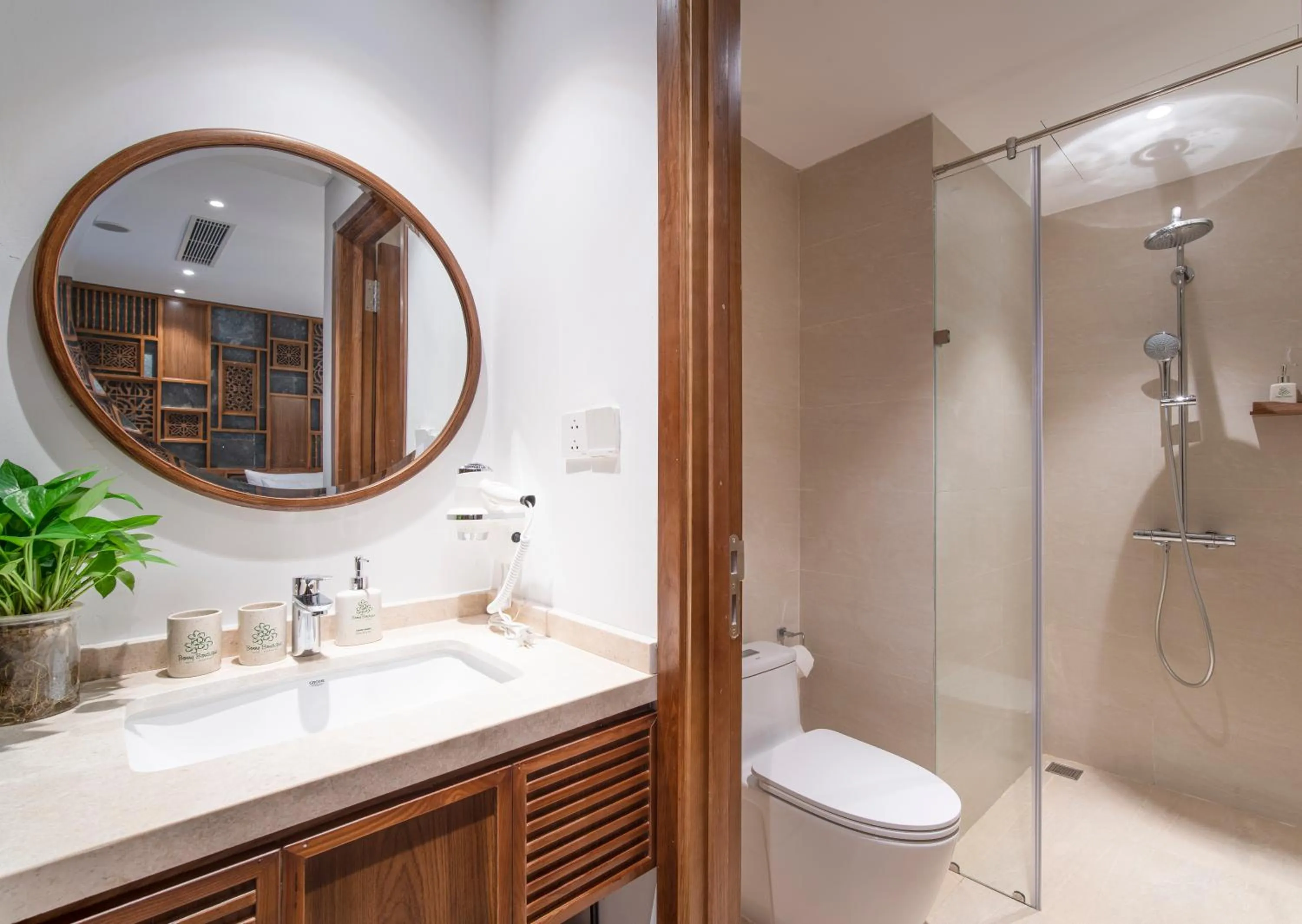 Bathroom in Bonny Boutique Hotel Da Nang