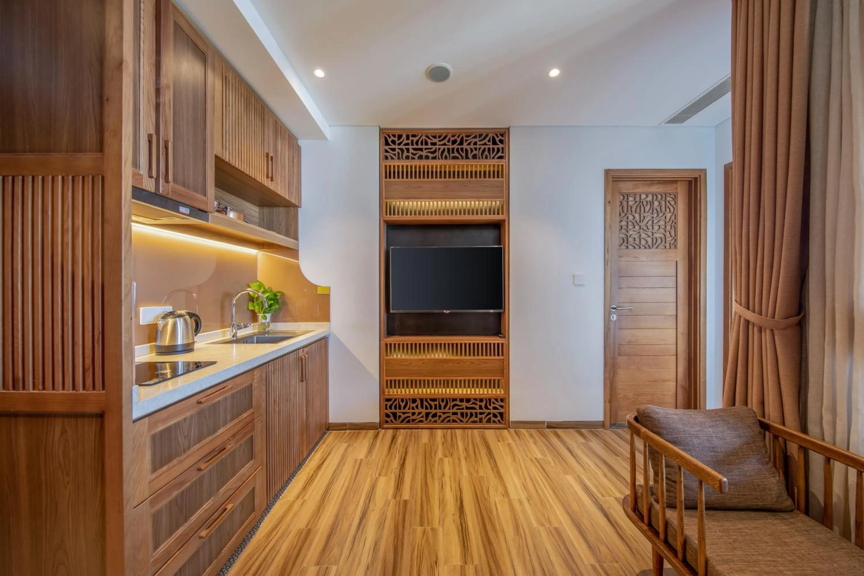 TV and multimedia in Bonny Boutique Hotel Da Nang