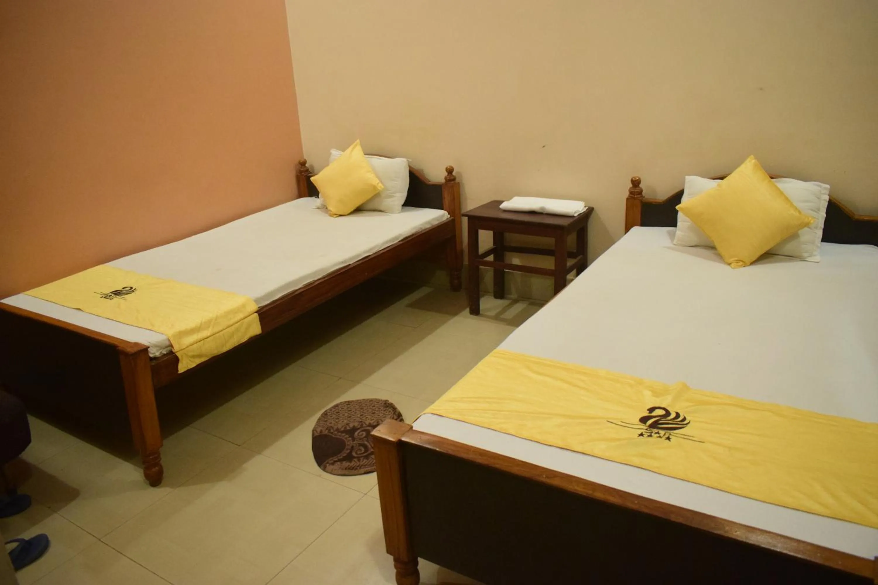 Bed in Hotel Shakuntla Palace