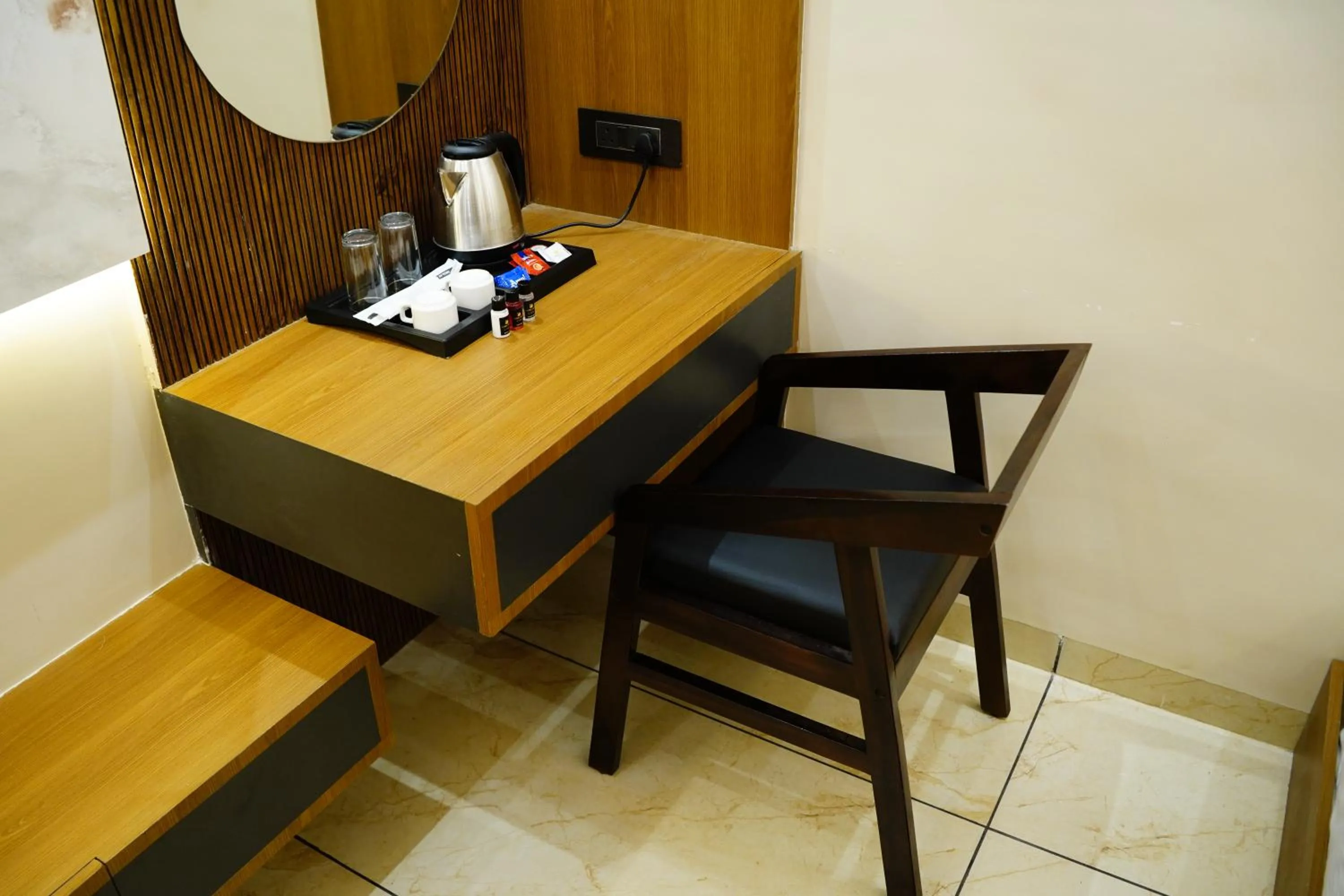 Coffee/tea facilities in Hotel Shakuntla Palace