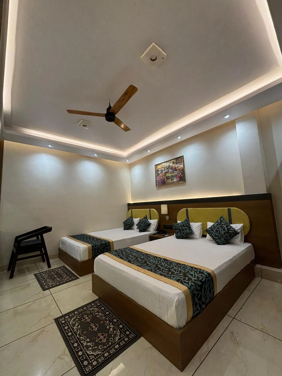 Bed in Hotel Shakuntla Palace