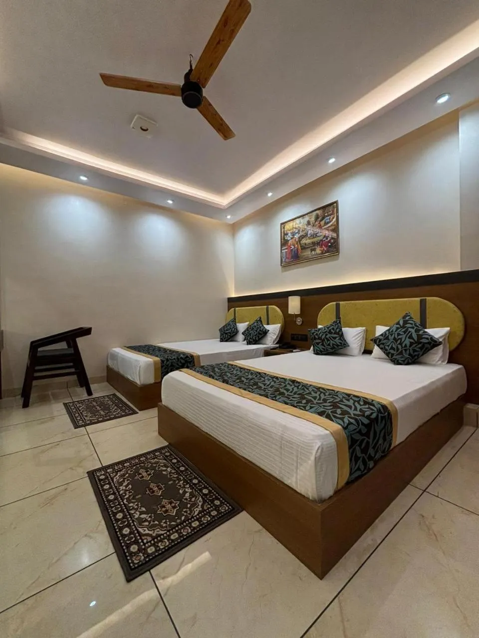 Bed in Hotel Shakuntla Palace