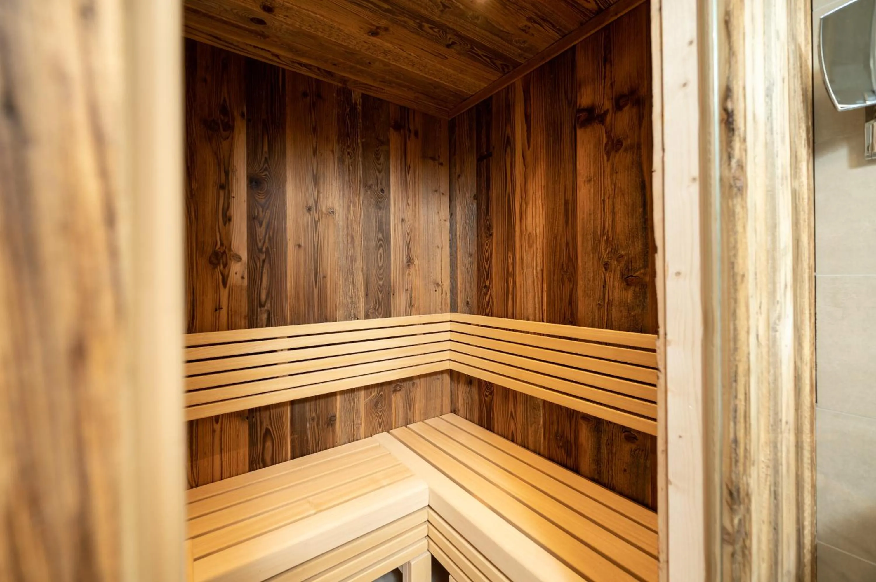Sauna in AlpenParks Wildbach Lodge Hochkönig