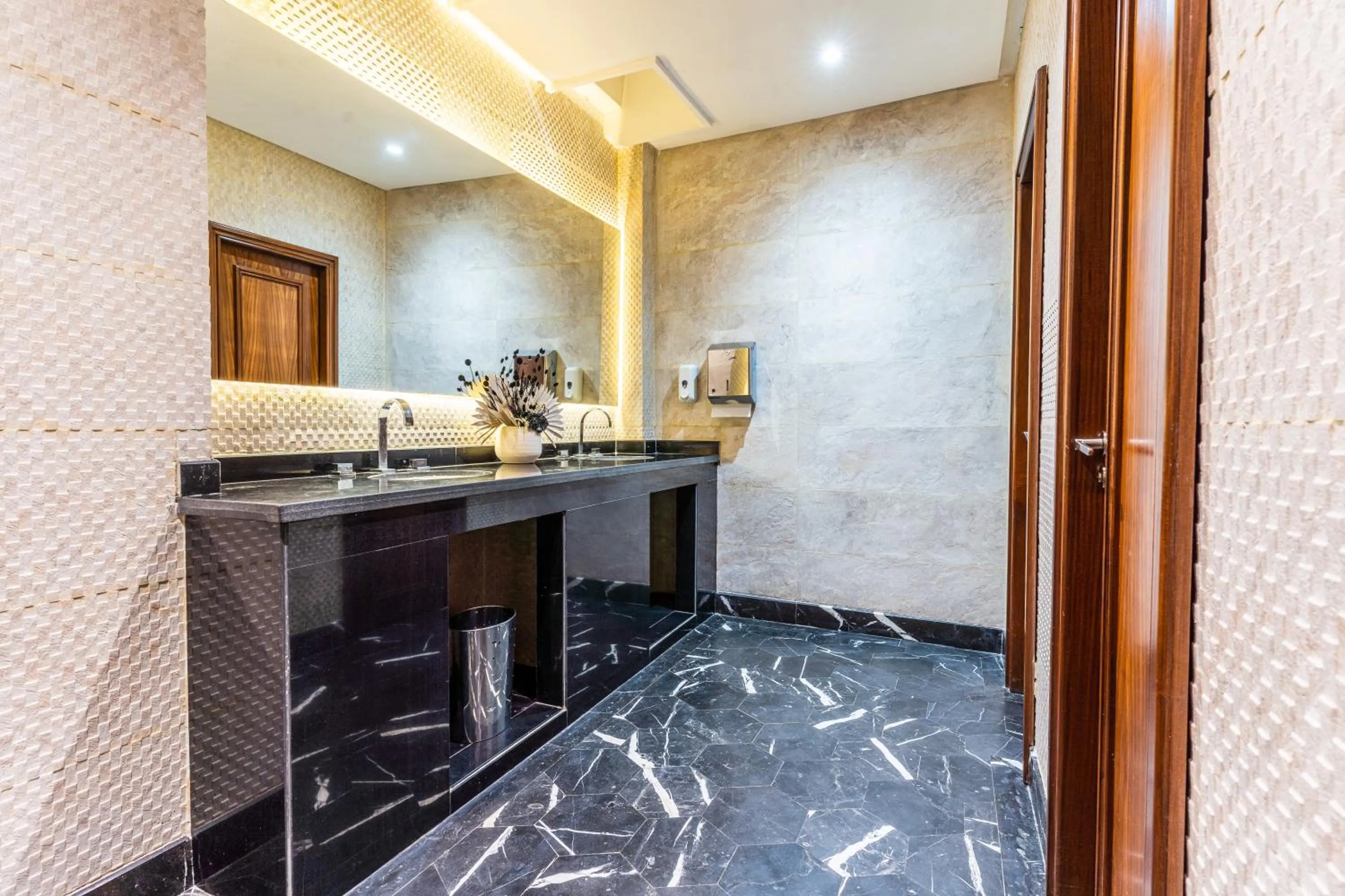 Toilet in One Hotel Casablanca