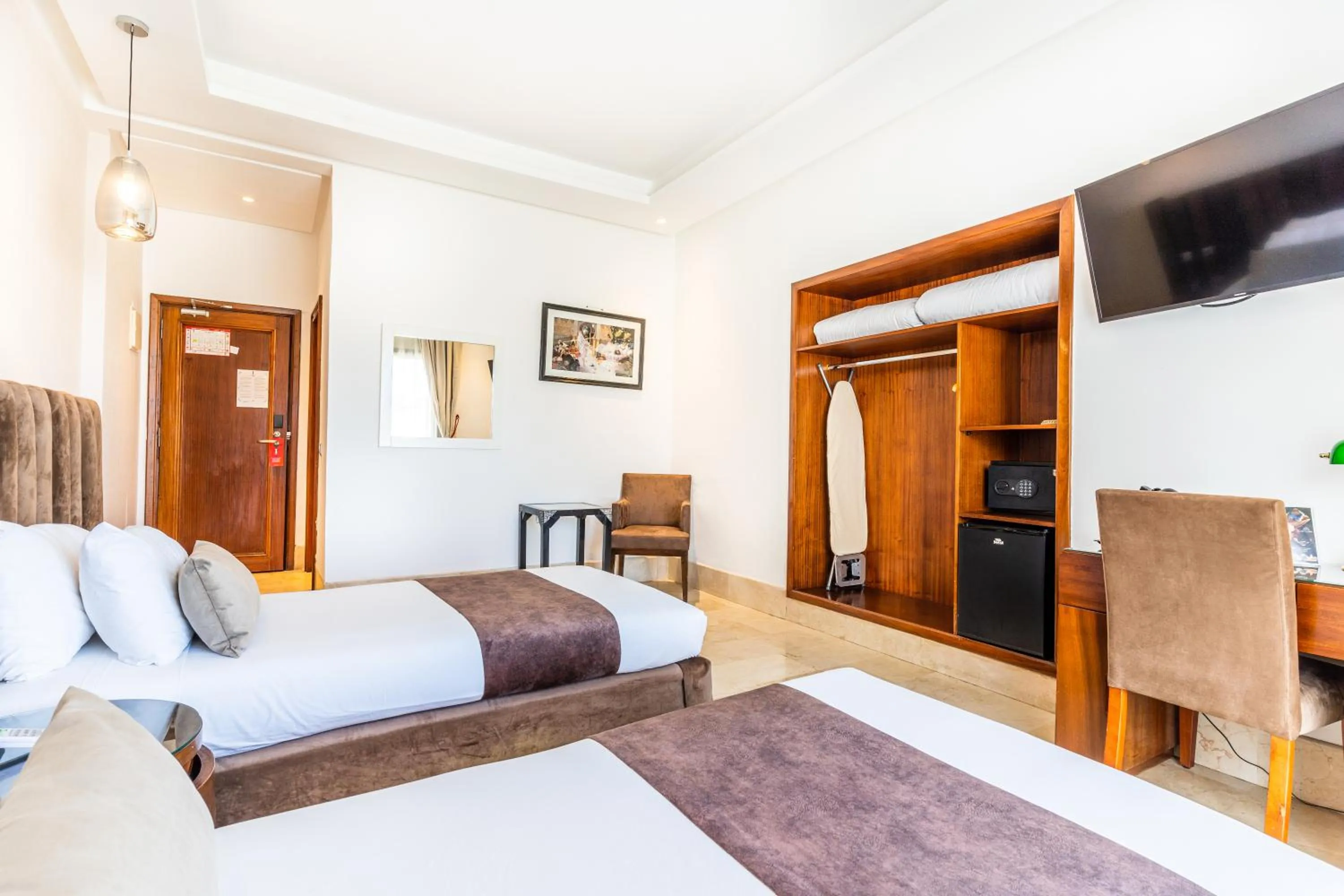 wardrobe, Bed in One Hotel Casablanca