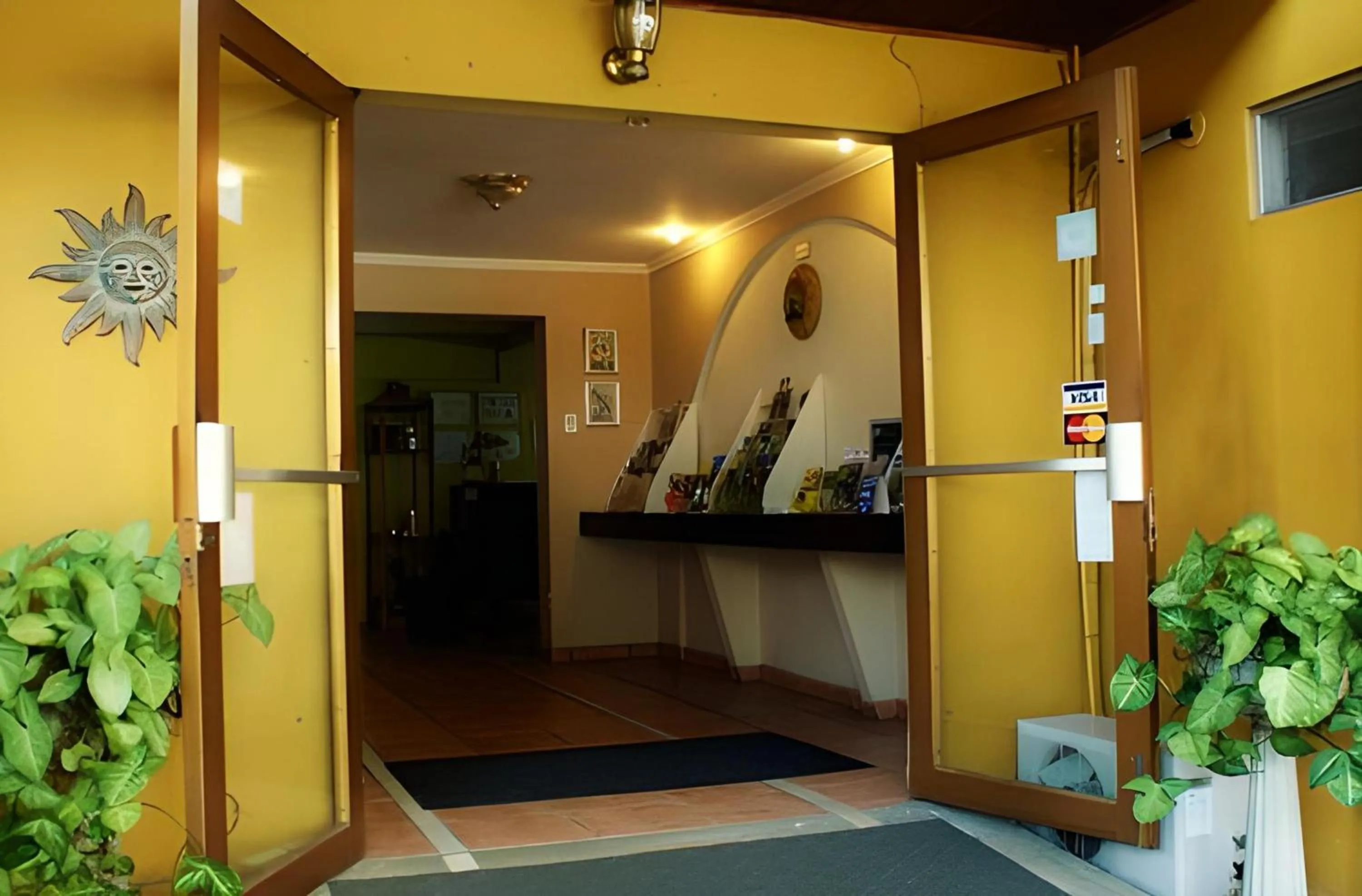 Lobby or reception in Hotel Puerta del Sol - San Jose Airport