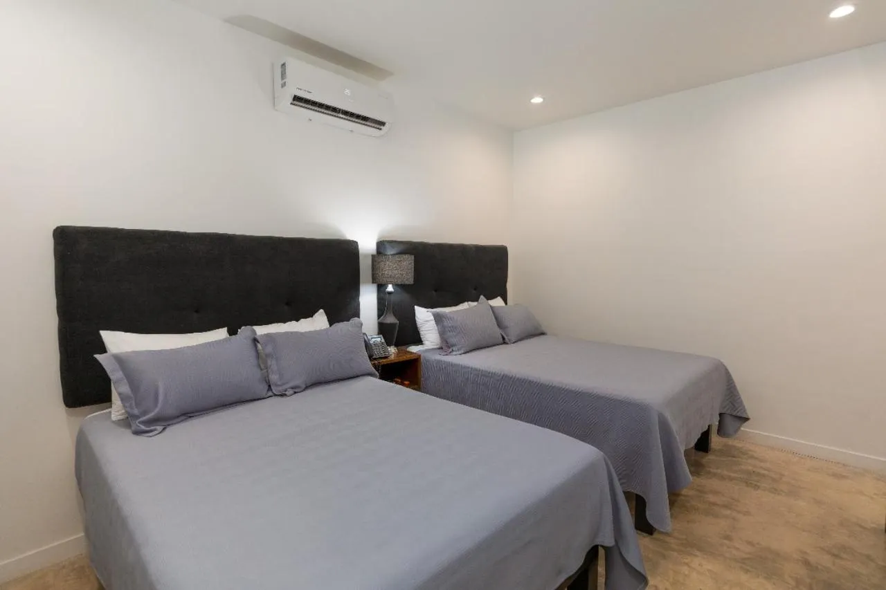 Mixed Dormitory Room in Hotel Manadia