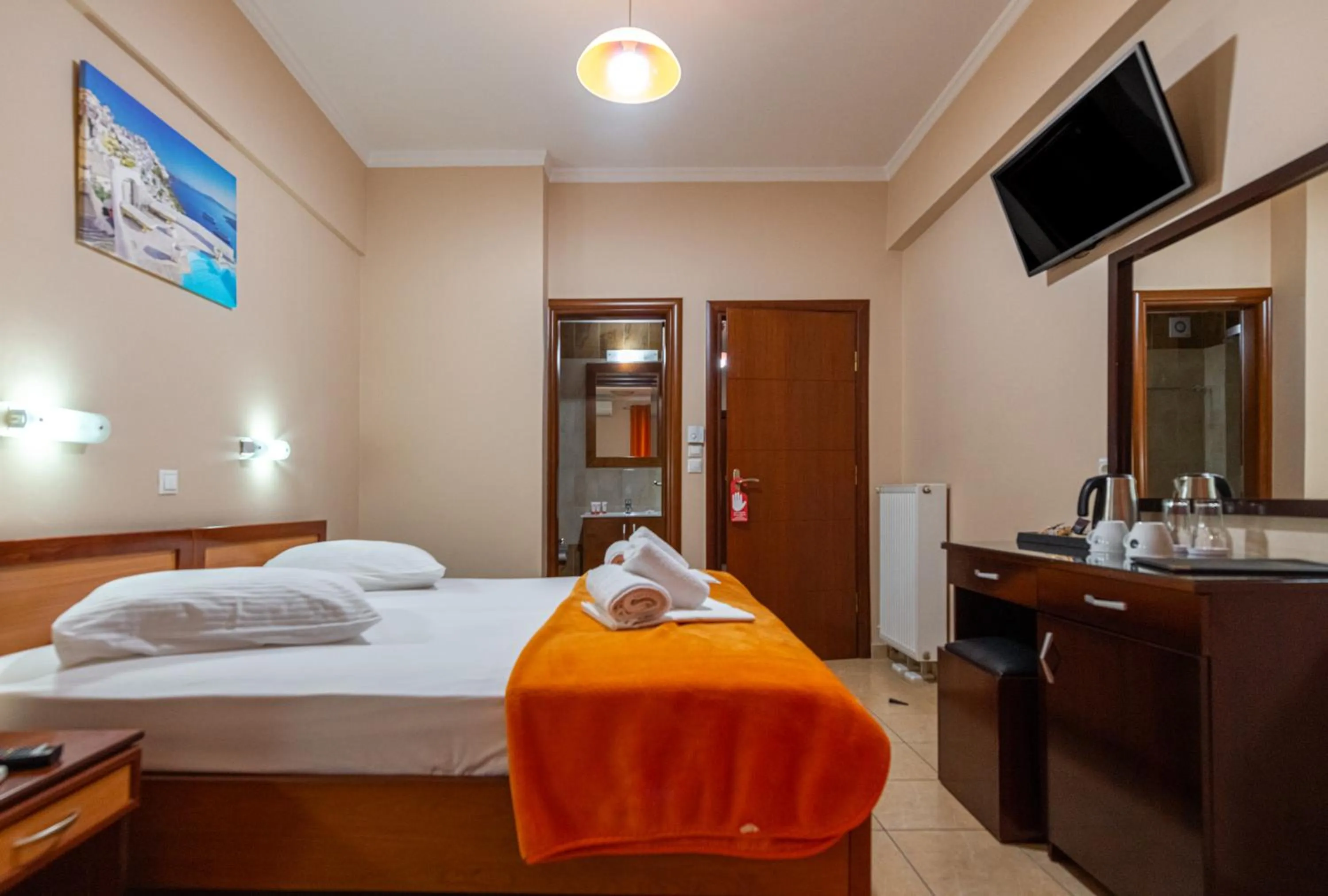 Bedroom, Bed in Faros I