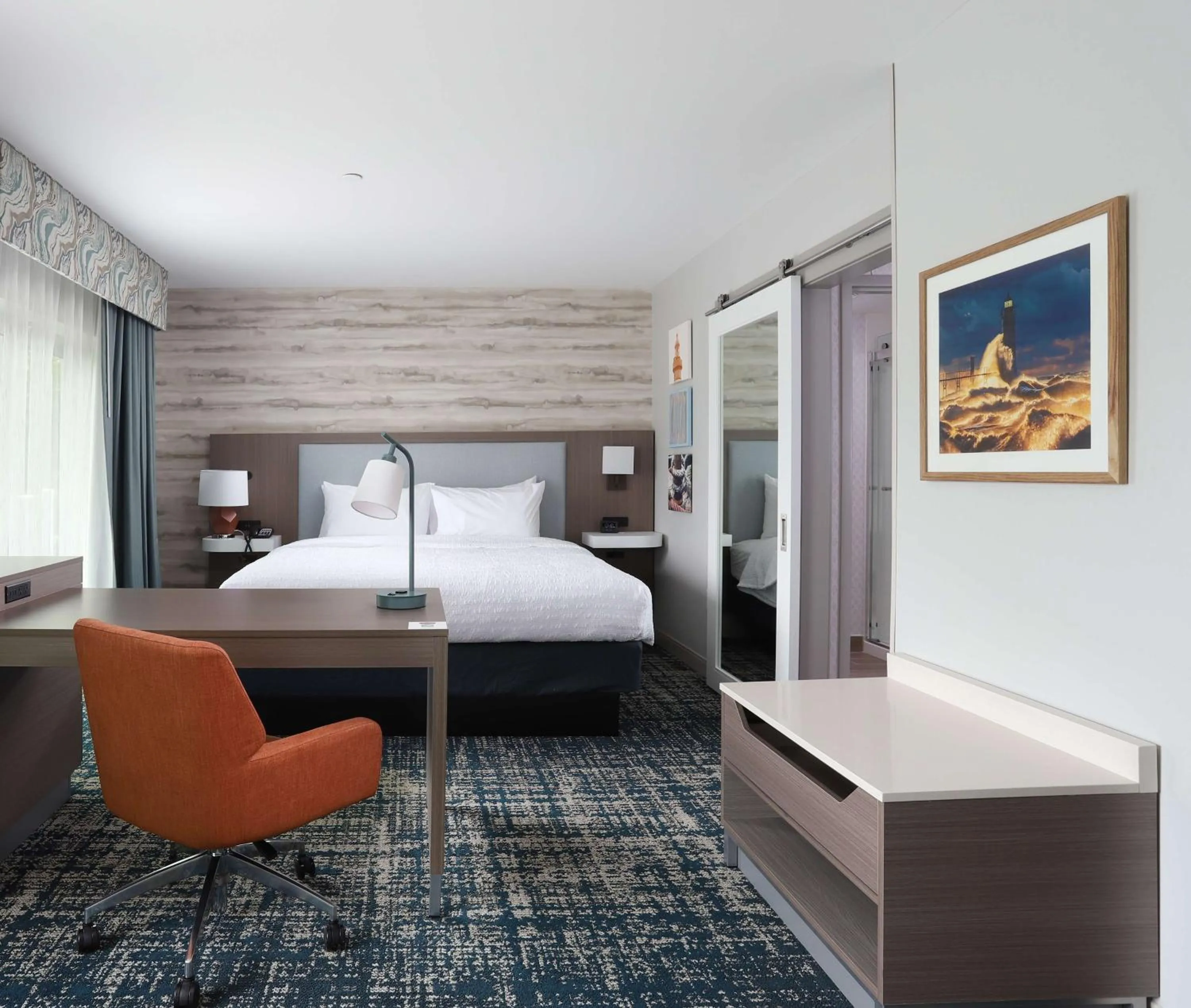 Bedroom, Bed in Hampton Inn & Suites Manistee, Mi