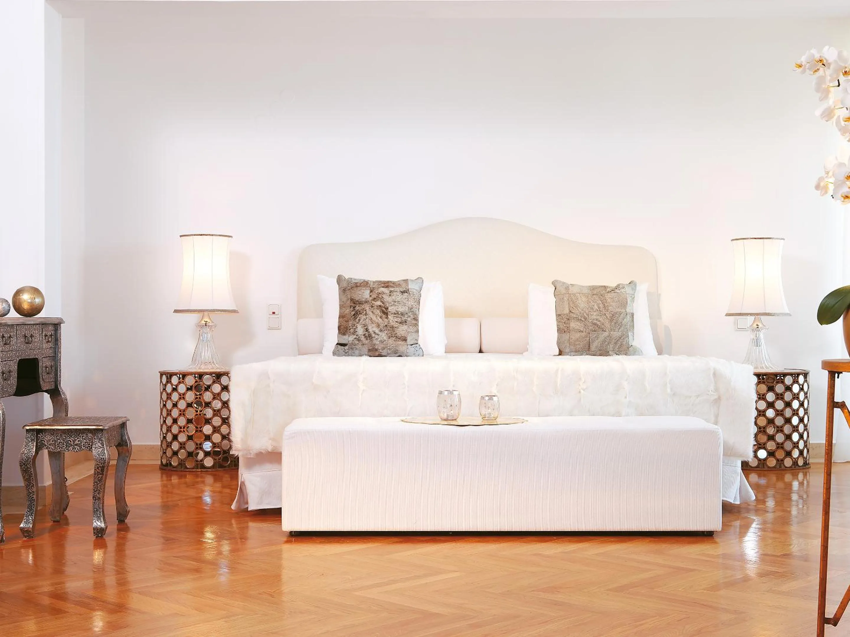 Bed in Grecotel Creta Palace