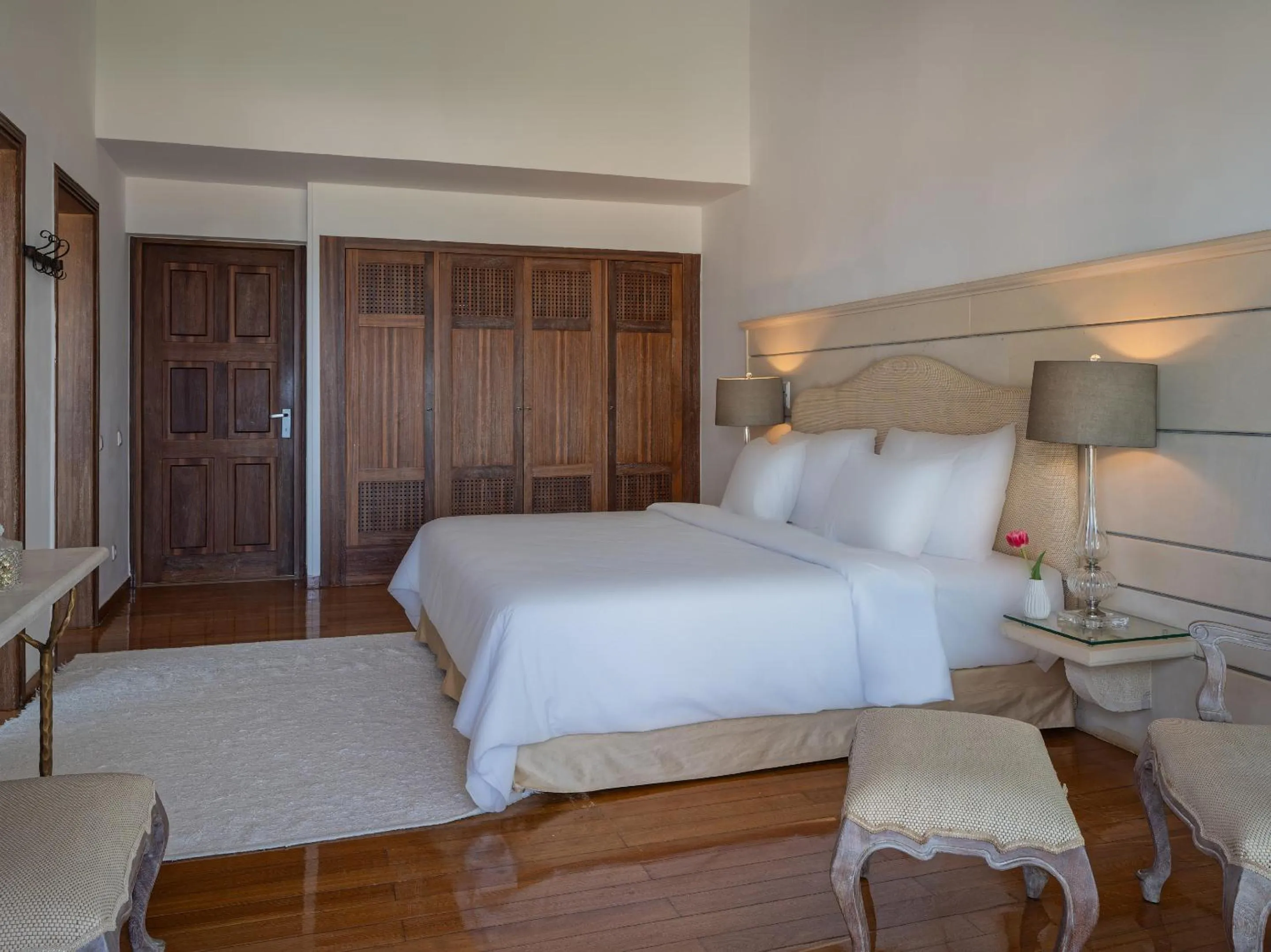 Photo of the whole room, Bed in Grecotel Creta Palace