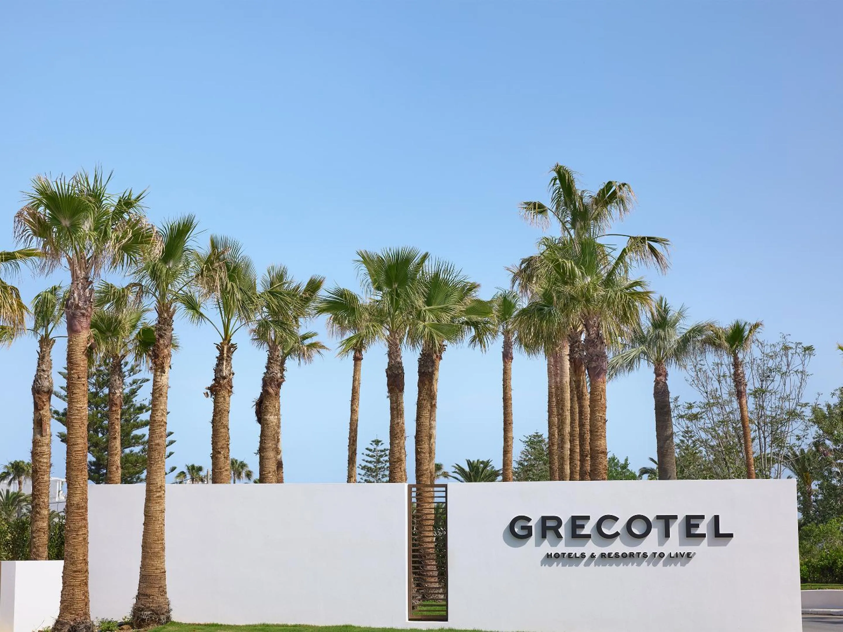 Facade/entrance in Grecotel Creta Palace