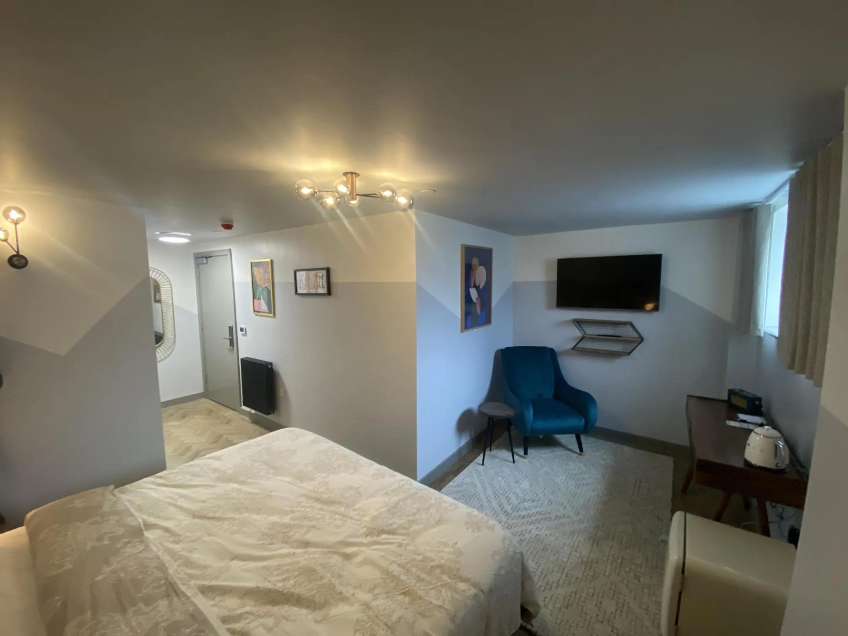 Bedroom, Bed in Urban Pod Hotel Liverpool