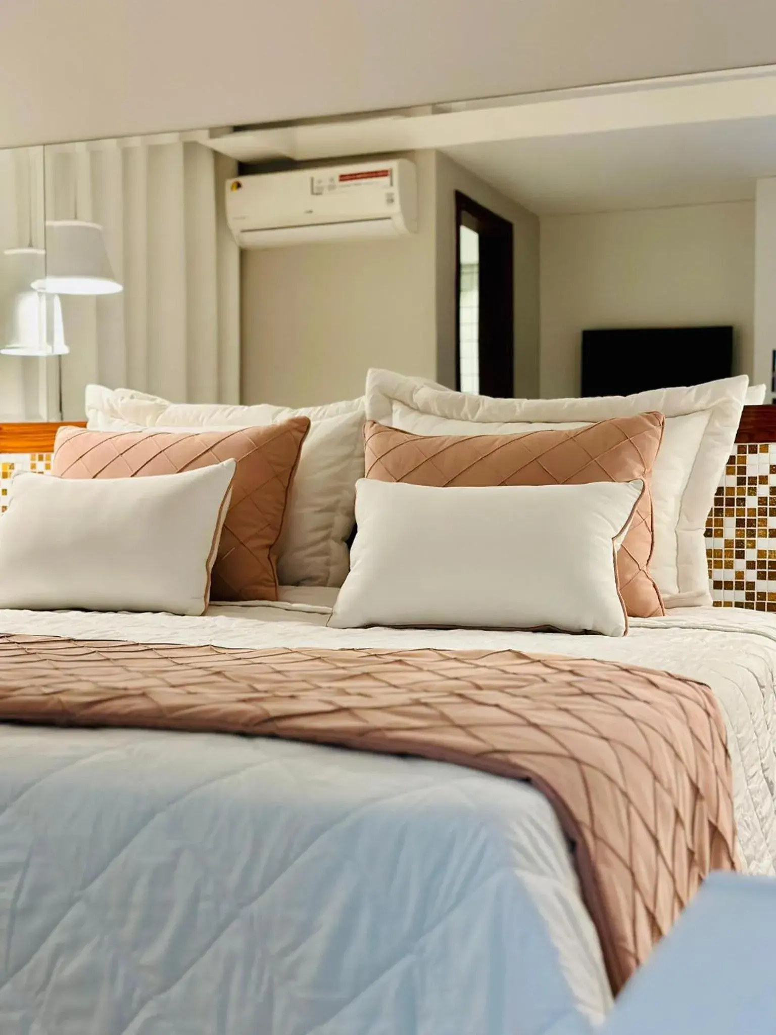 King Suite with Spa Bath in Porty Brasil Hotel King Suite with Spa Bath in Porty Brasil Hotel