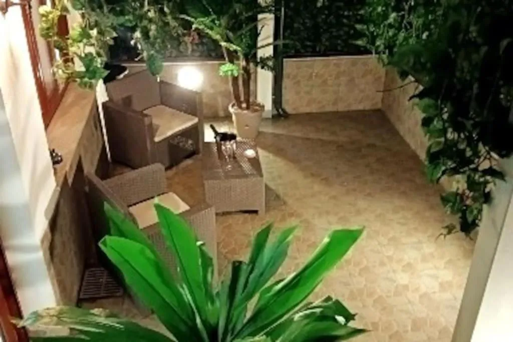 Patio in BORGO LORETO NAPLES