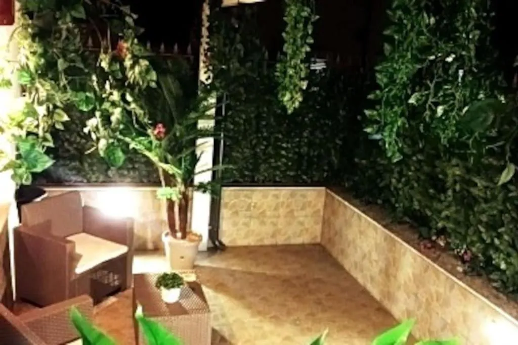 Patio in BORGO LORETO NAPLES