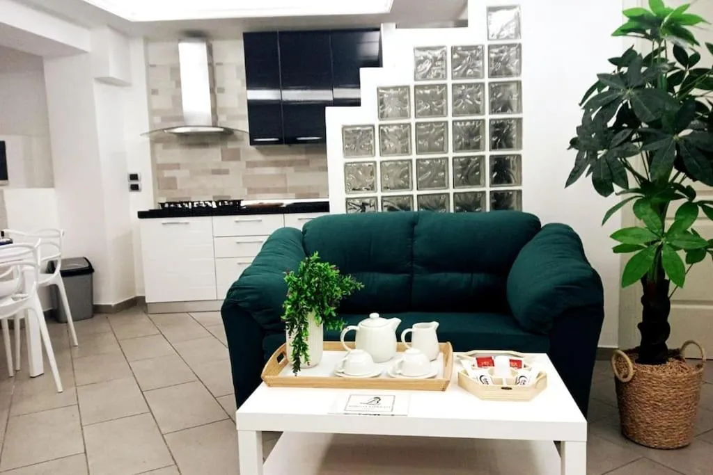 Kitchen or kitchenette in BORGO LORETO NAPLES