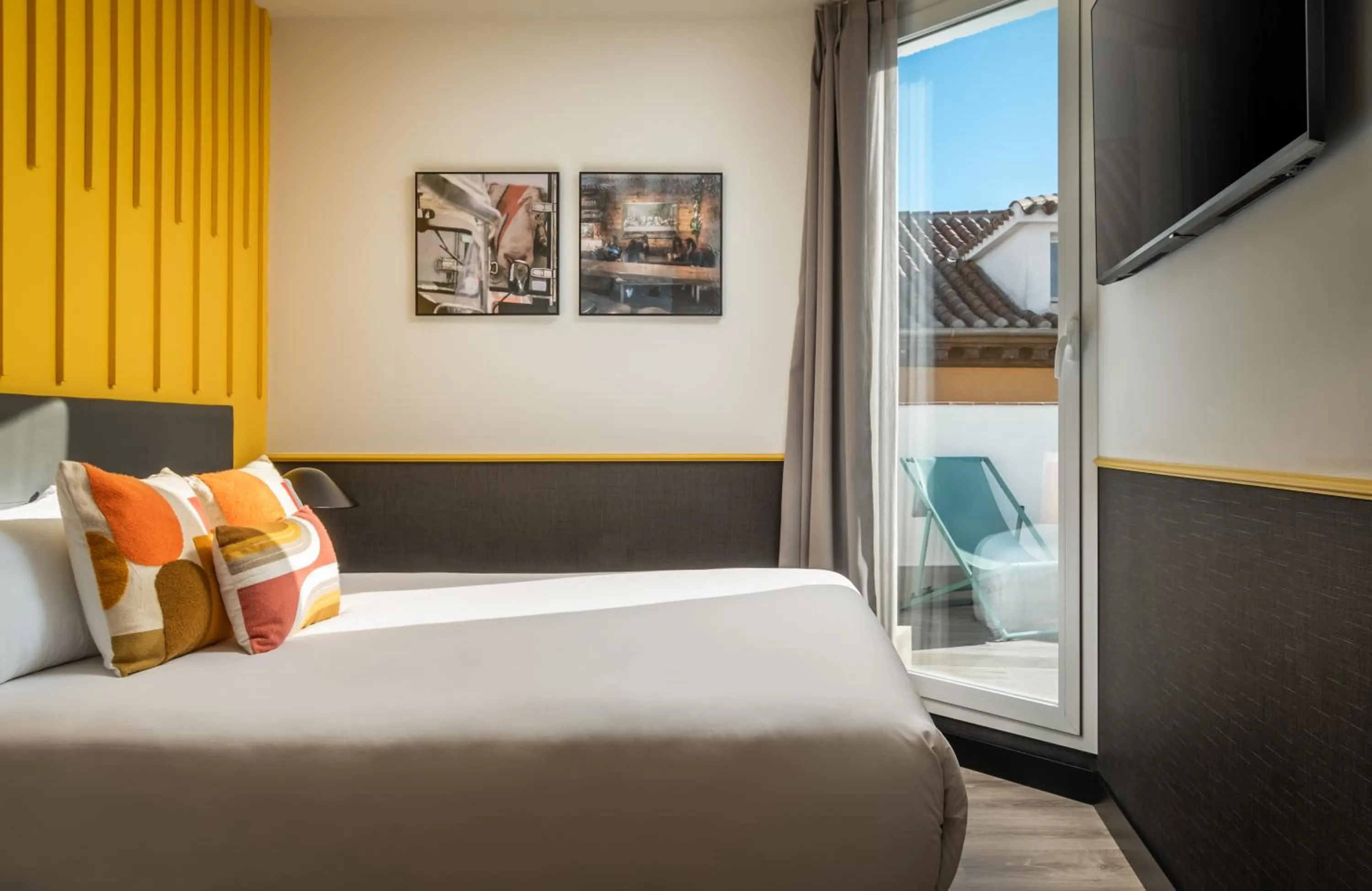 Bed in BYPILLOW Crosstown