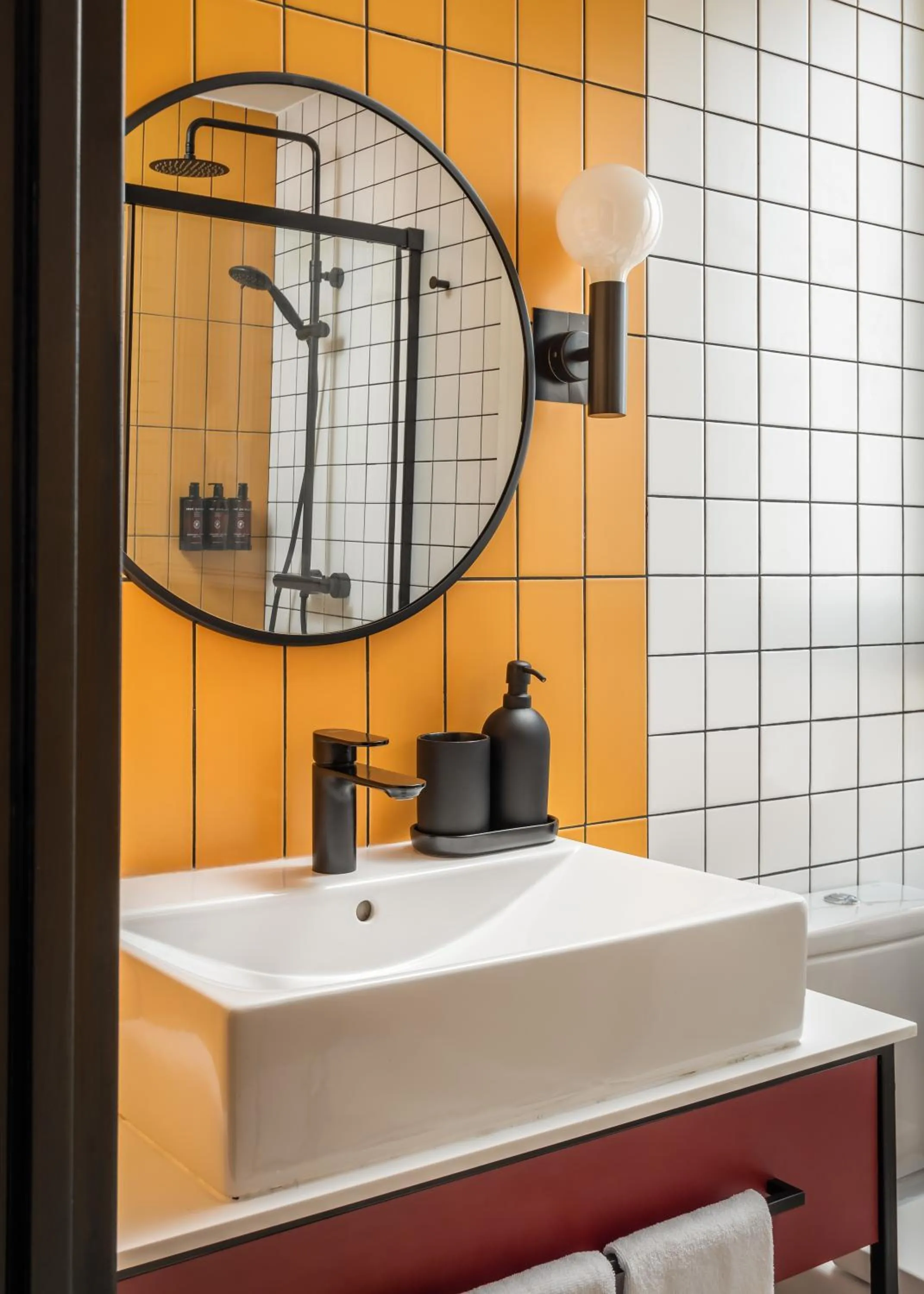 Bathroom in BYPILLOW Crosstown