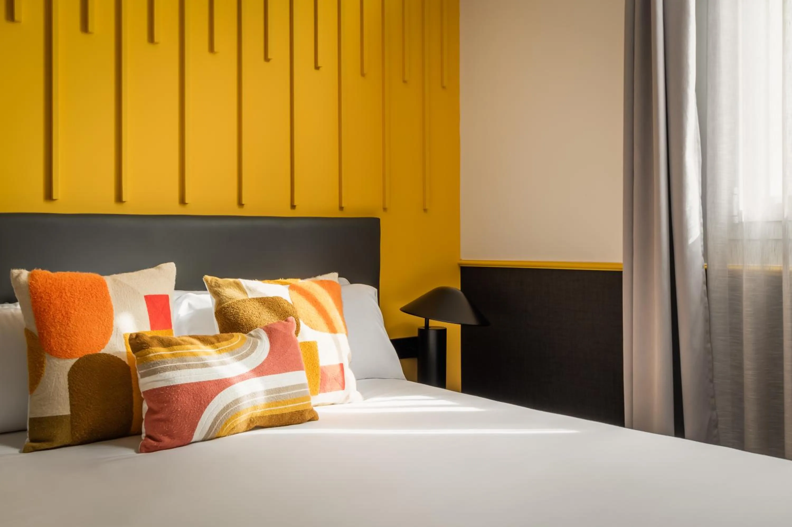 Bed in BYPILLOW Crosstown