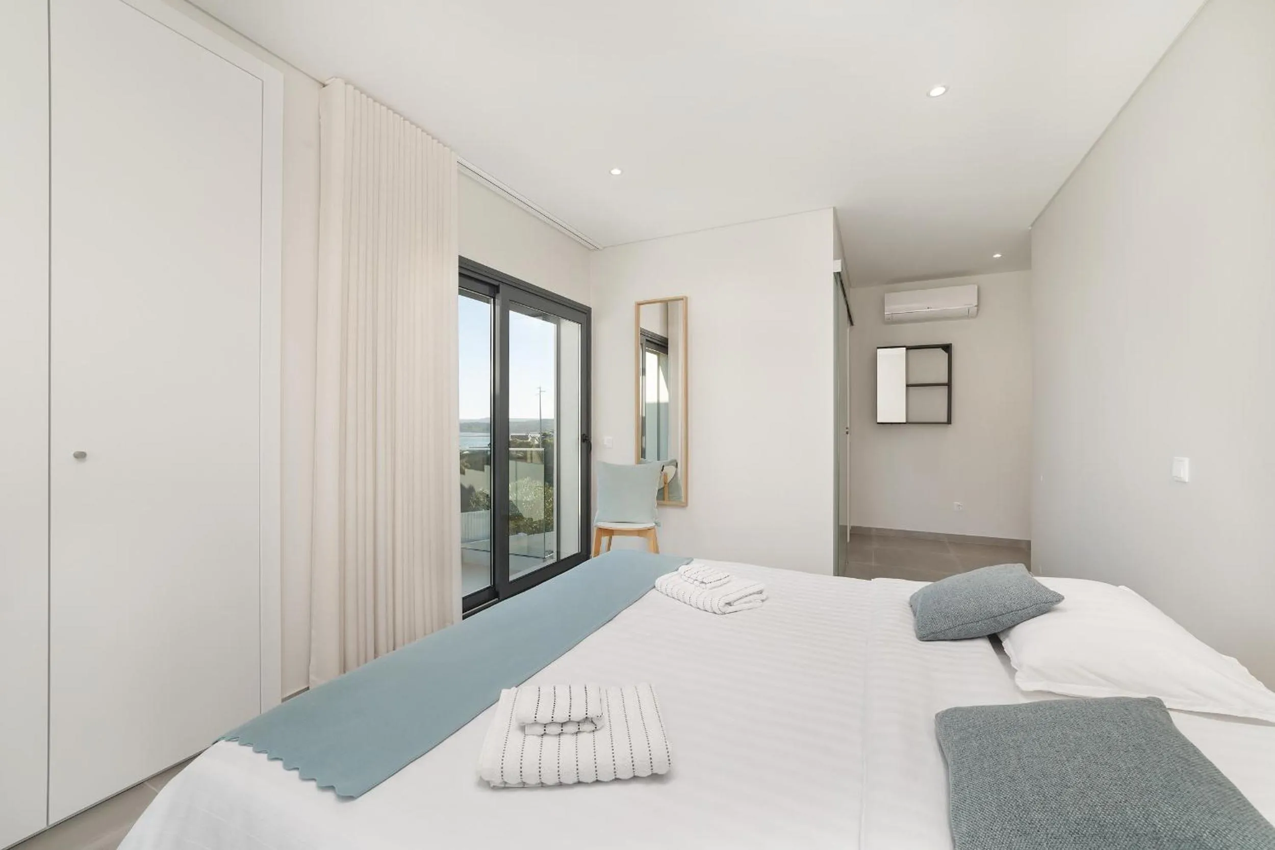 Bed in Lagoa Views - Holiday Apartment