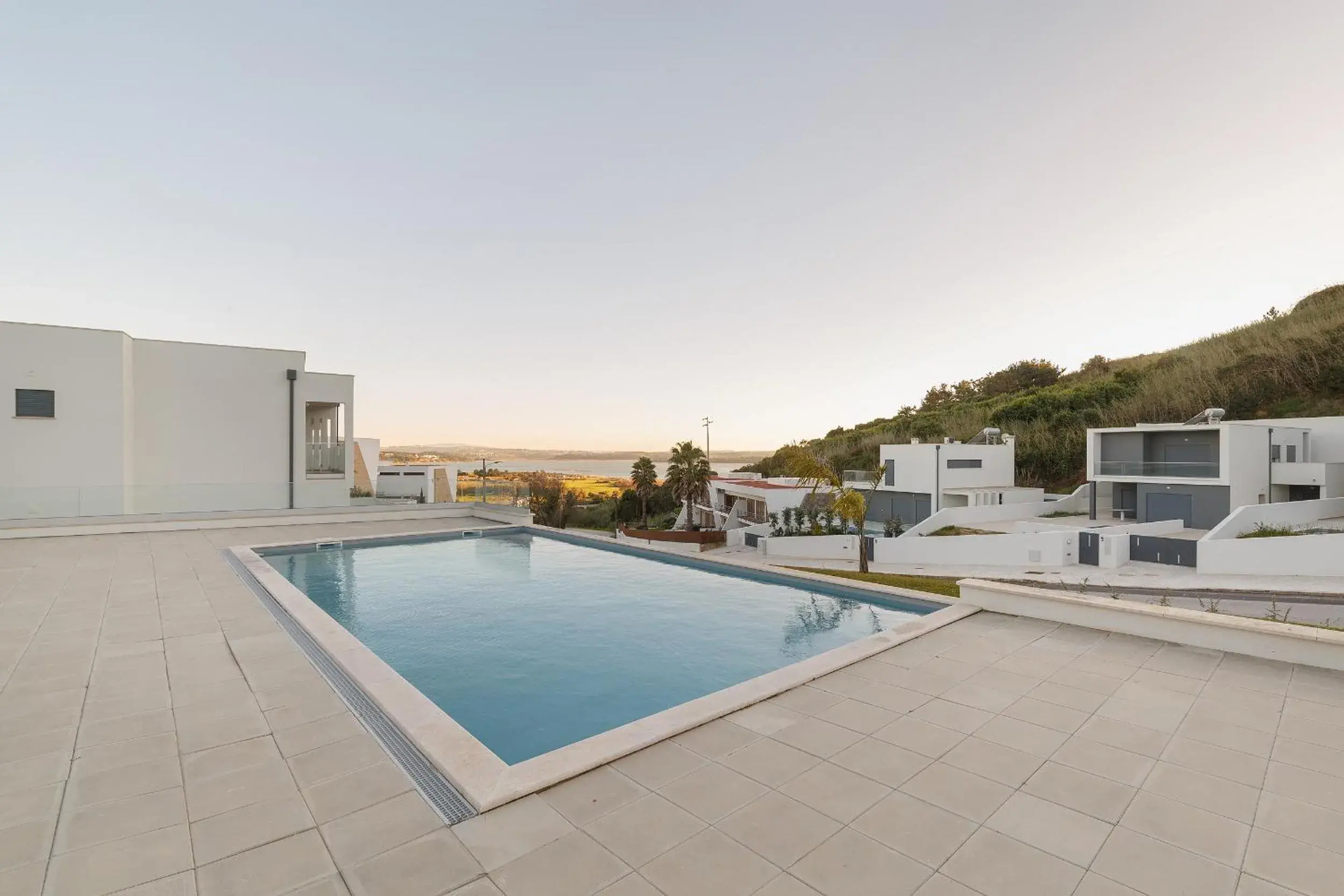 Lagoa Views - Holiday Apartment Lagoa Views - Holiday Apartment