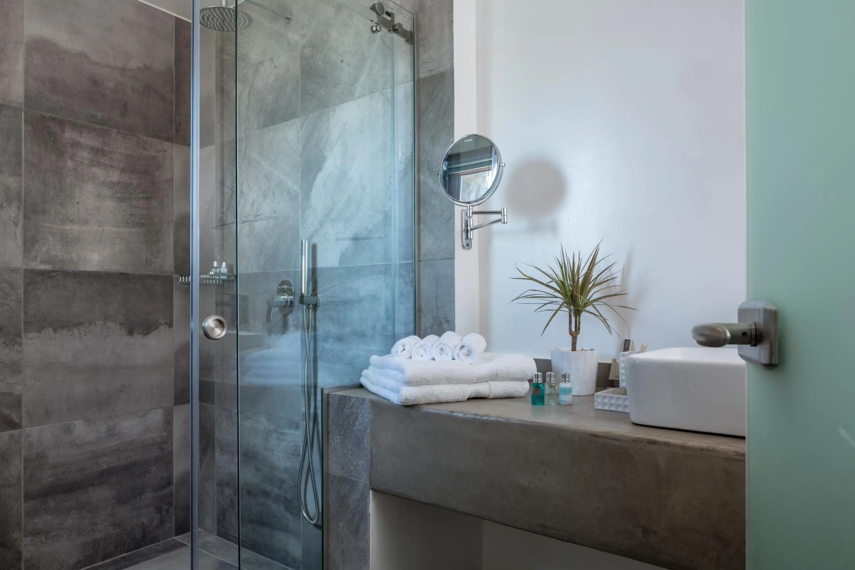 Toilet in Greco Philia Hotel Boutique