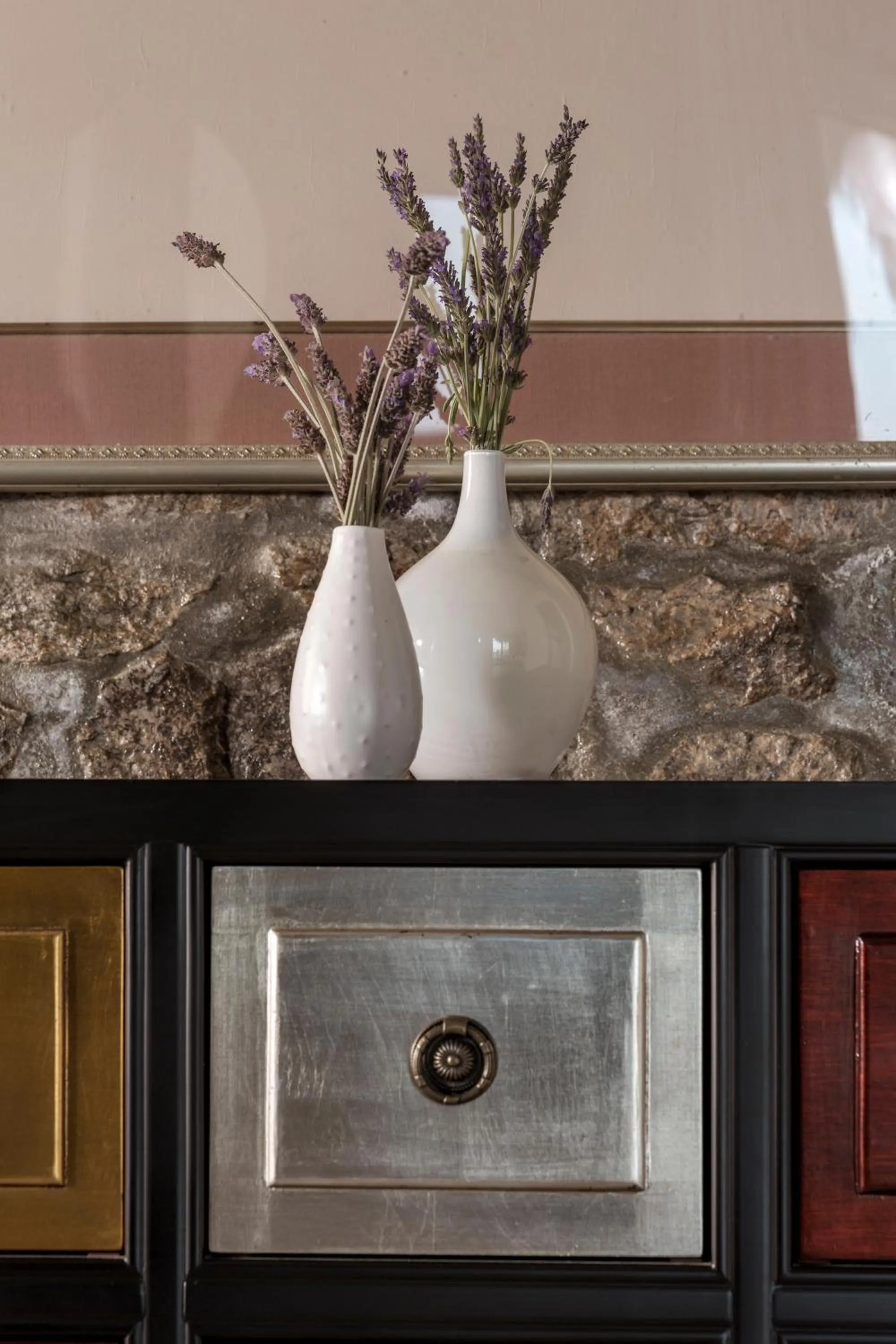 Decorative detail in Greco Philia Hotel Boutique