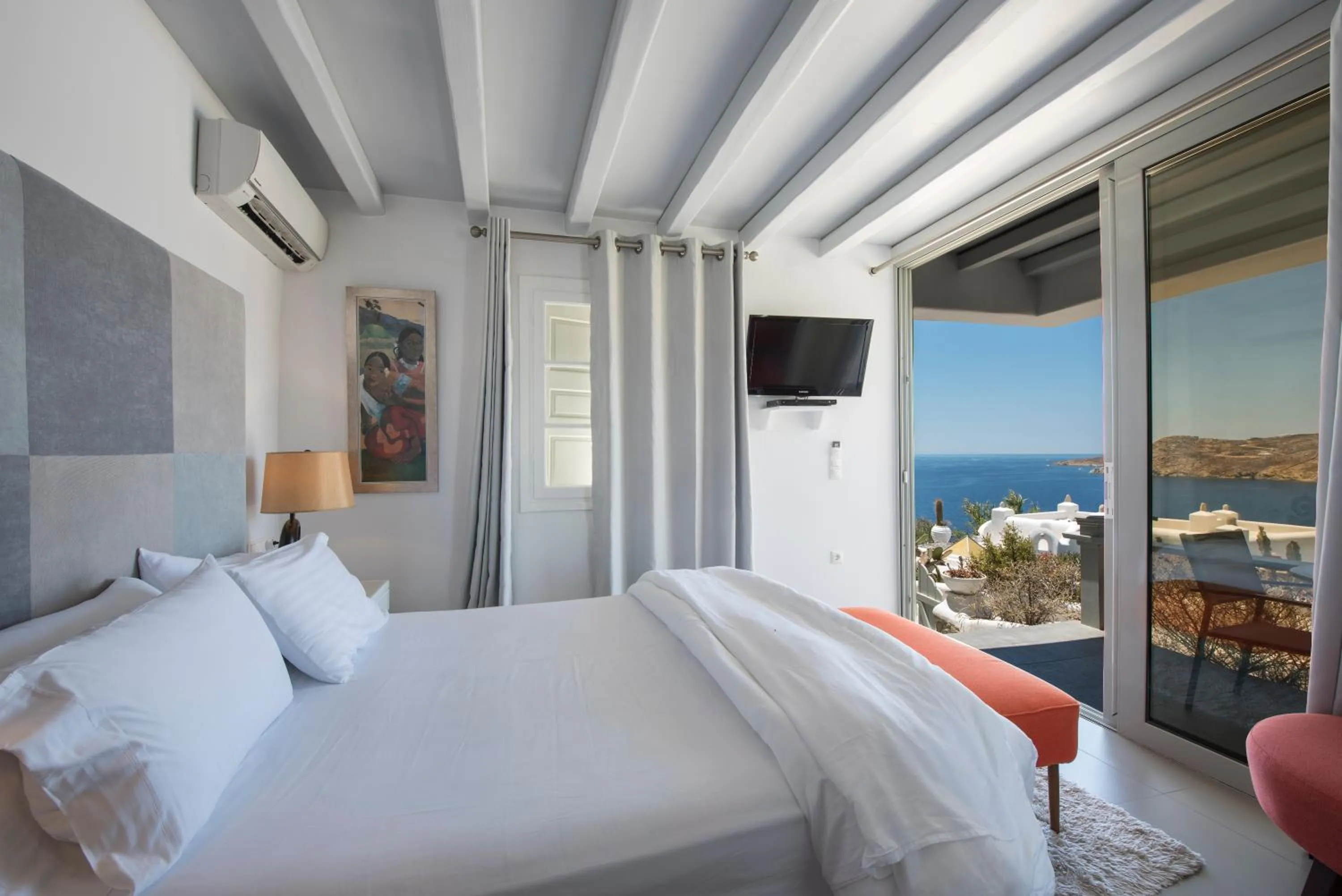 Bed in Greco Philia Hotel Boutique