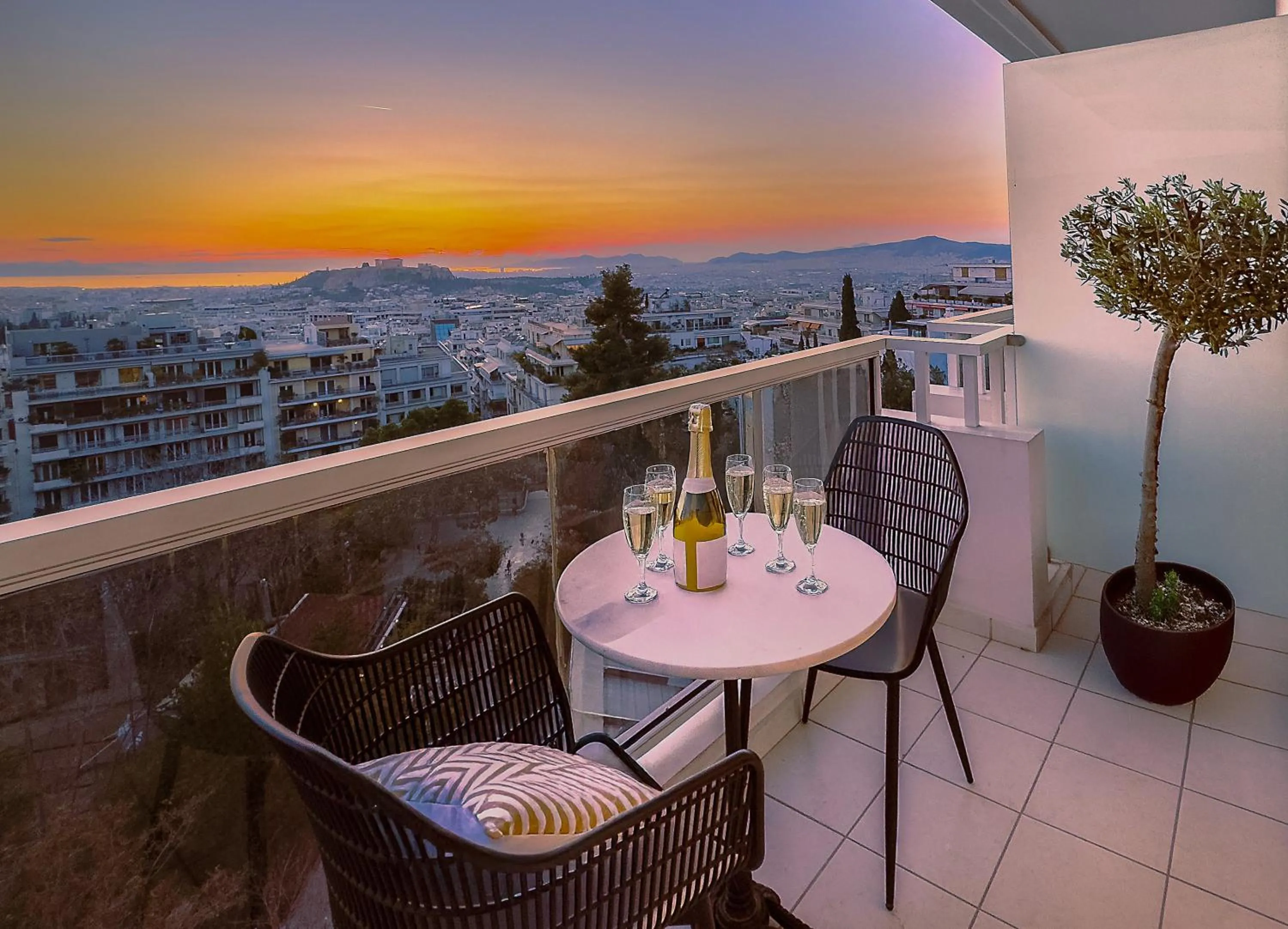 Balcony/Terrace in St George Lycabettus Lifestyle Hotel