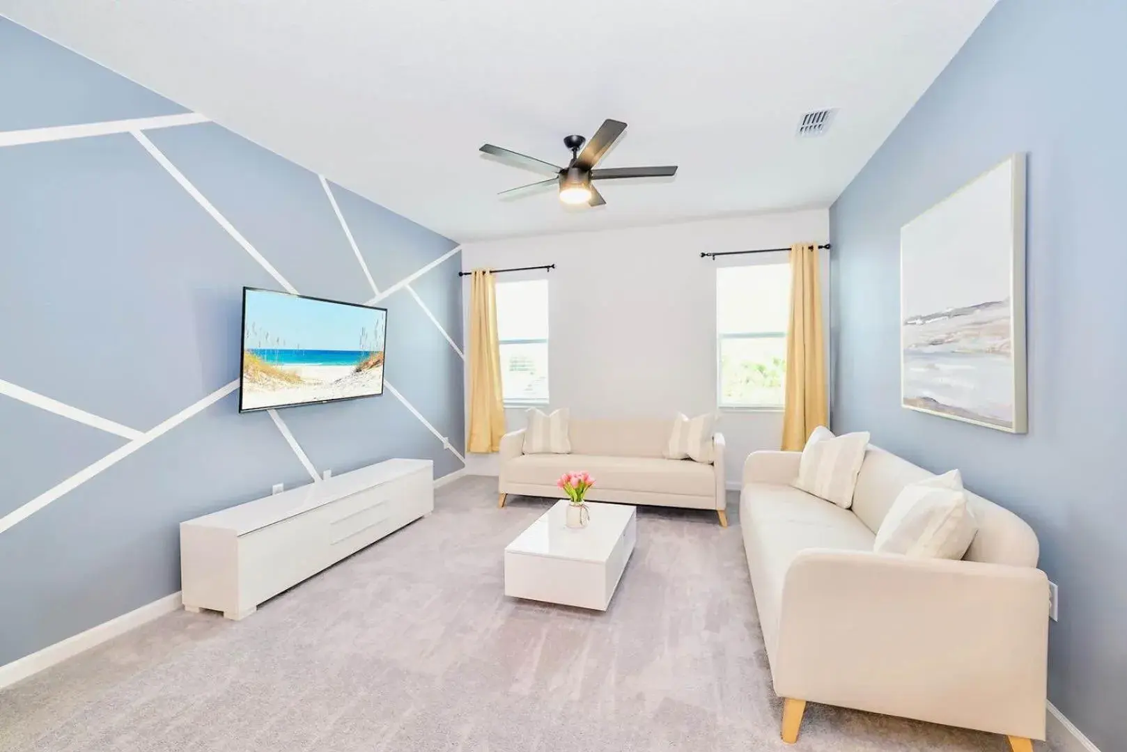 8BR Family Home with Pool and Hot tub 8BR Family Home with Pool and Hot tub