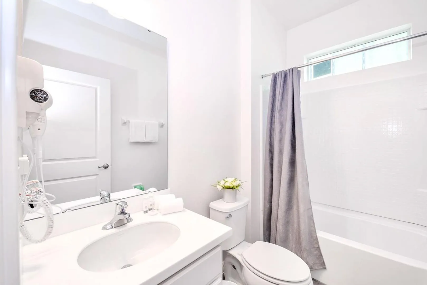 Shower in 8BR Family Home with Pool and Hot tub