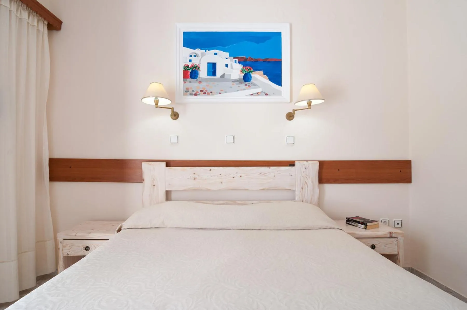 Bedroom, Bed in Holiday Beach Resort Santorini