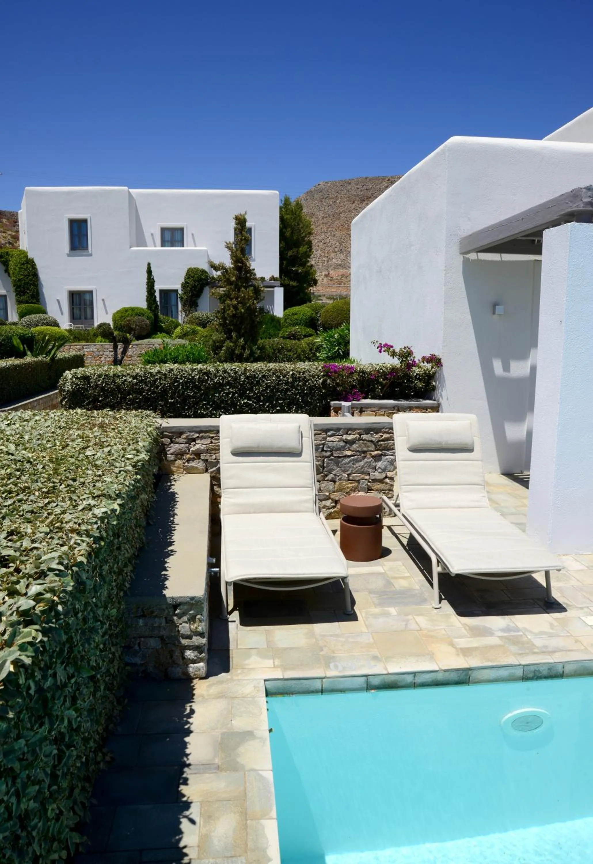 Property building in ANEMI Folegandros
