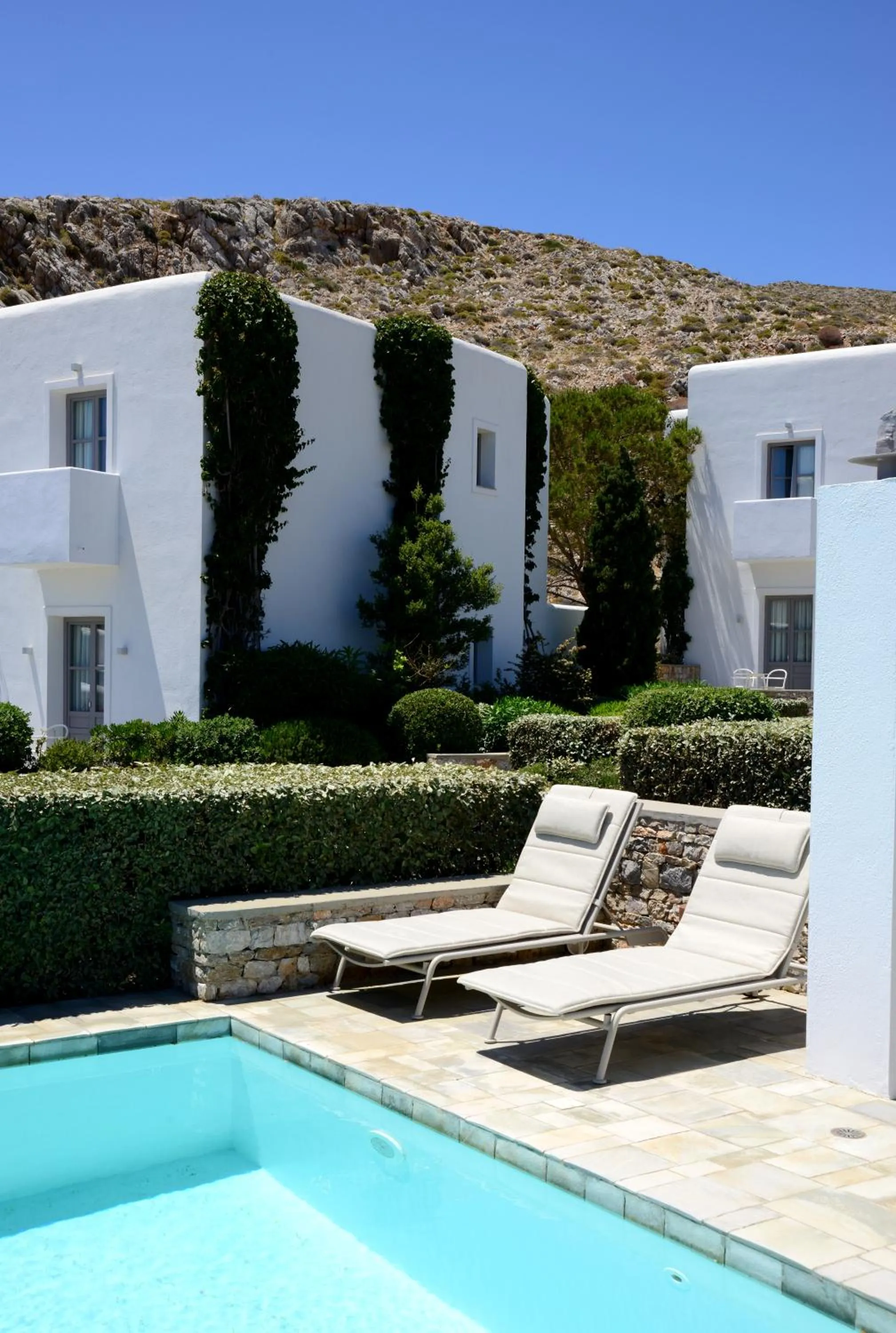 Property building in ANEMI Folegandros
