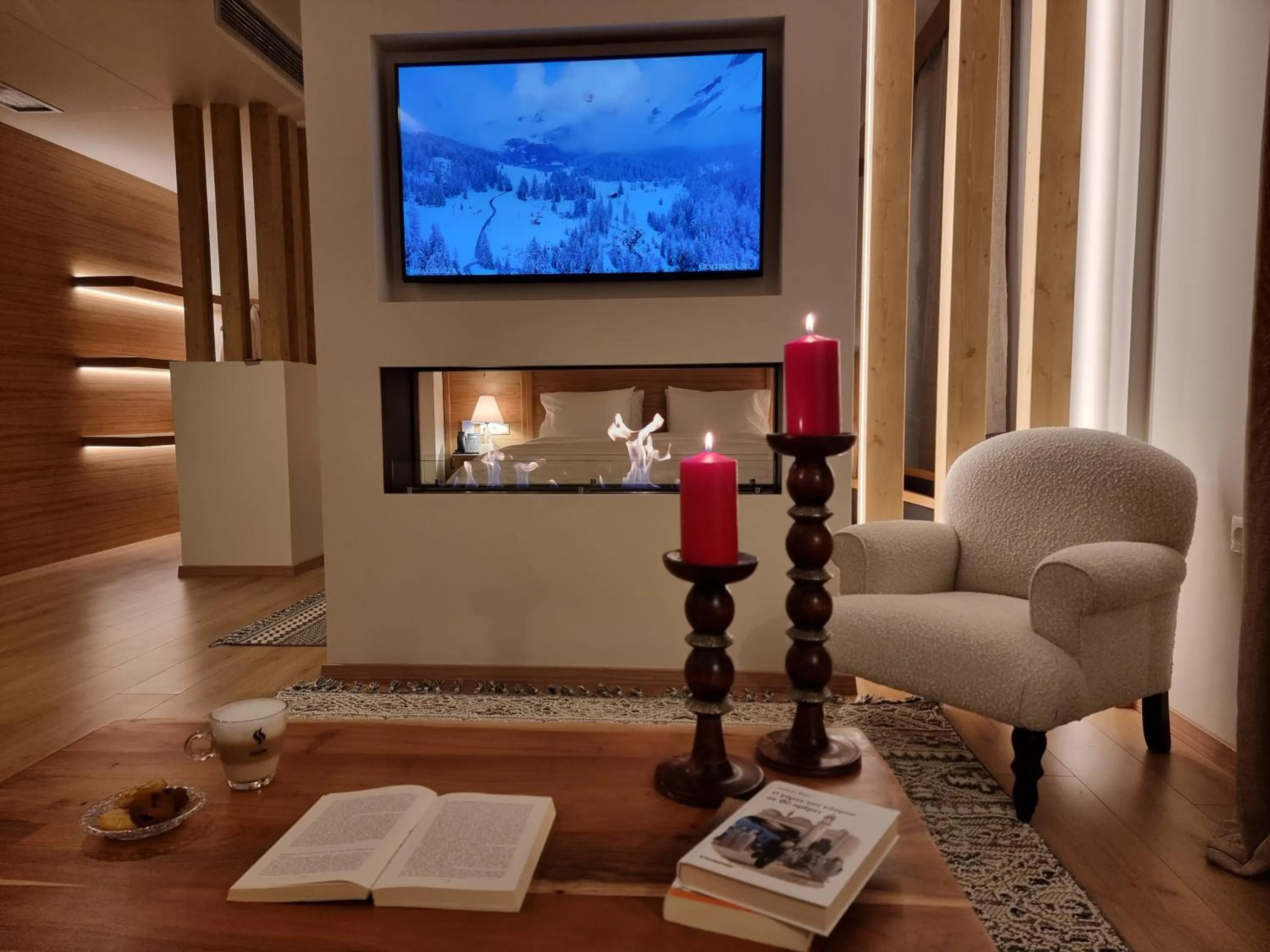 TV and multimedia in Likoria Hotel