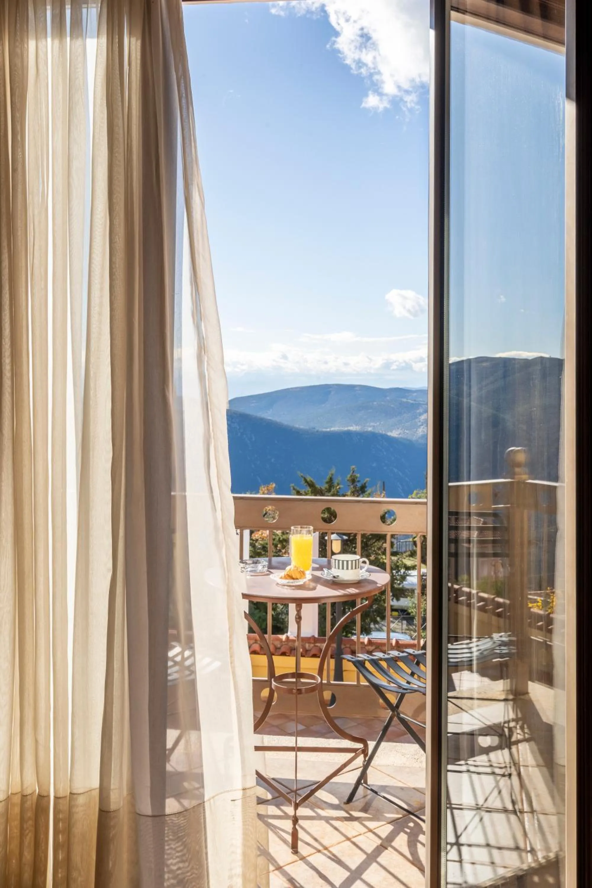 Day in Likoria Hotel