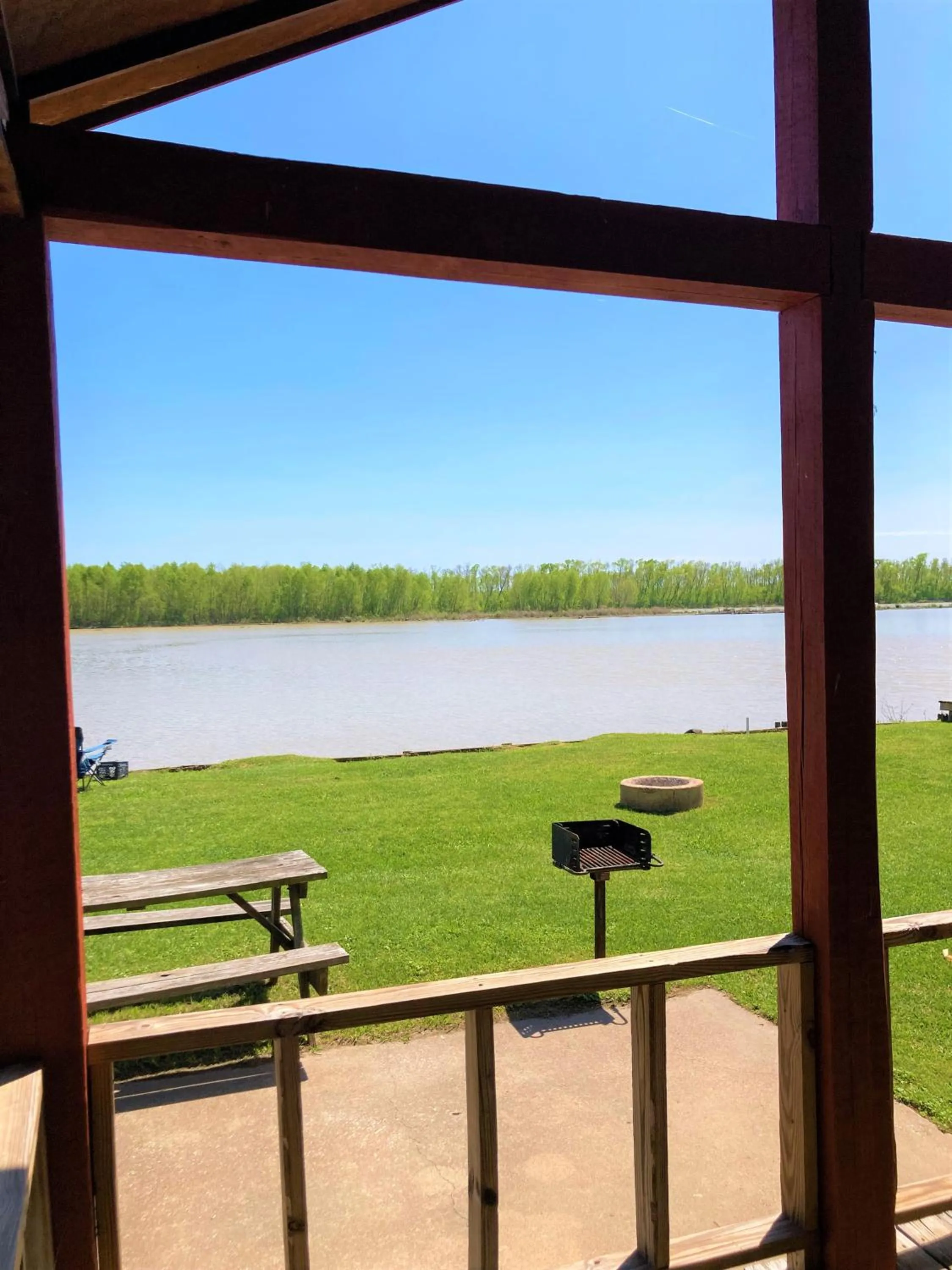 Deluxe Double or Twin Room with Lake View in Outback Campground and Marina