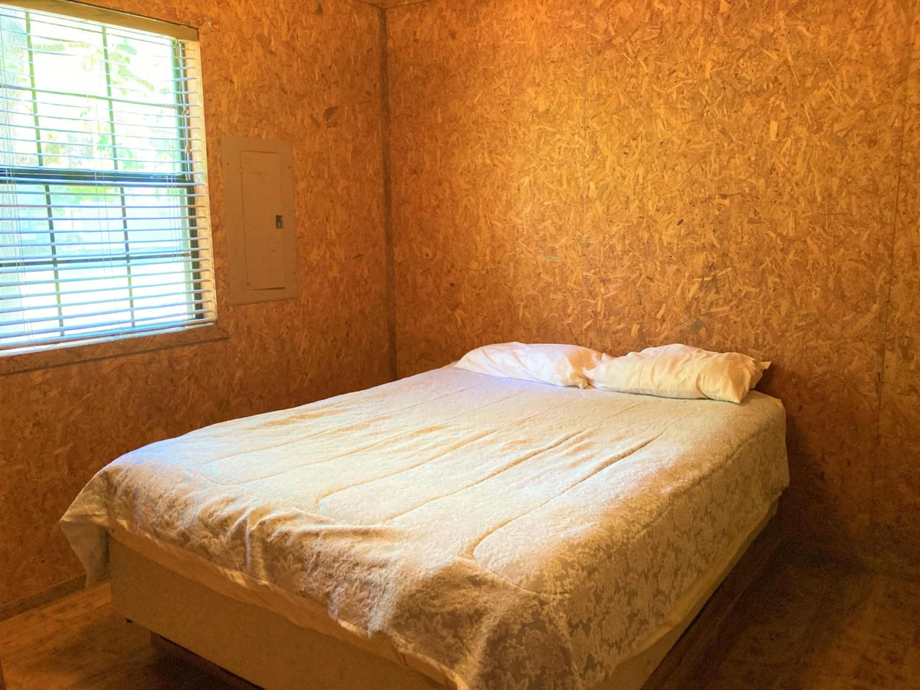 Bedroom in Outback Campground and Marina
