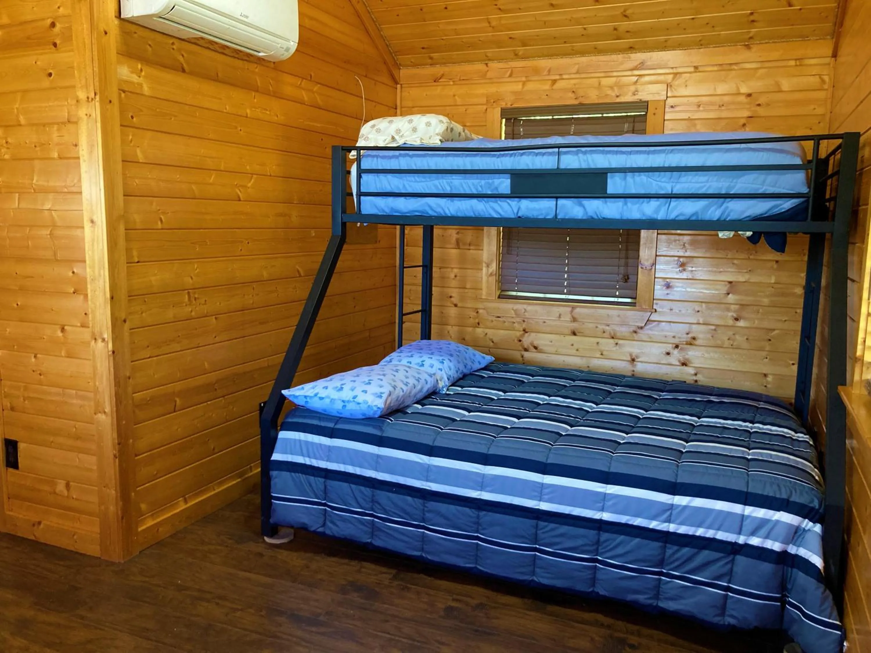 Bedroom in Outback Campground and Marina