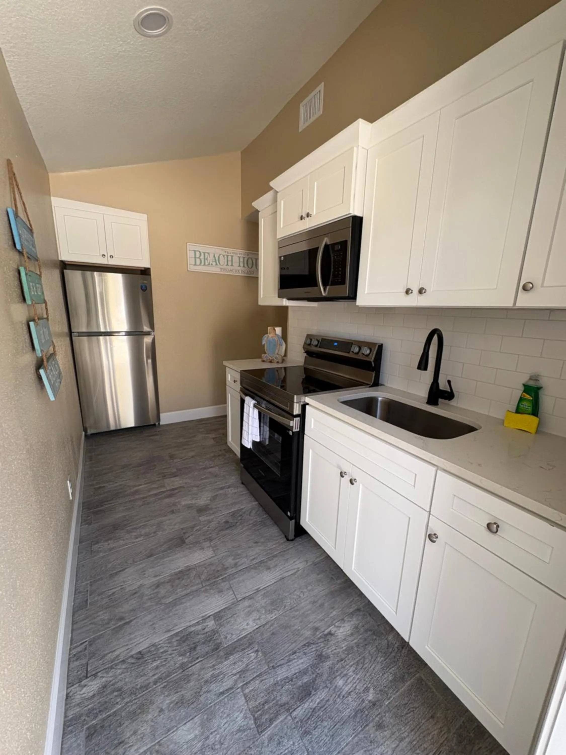 Blue Waters Treasure Island