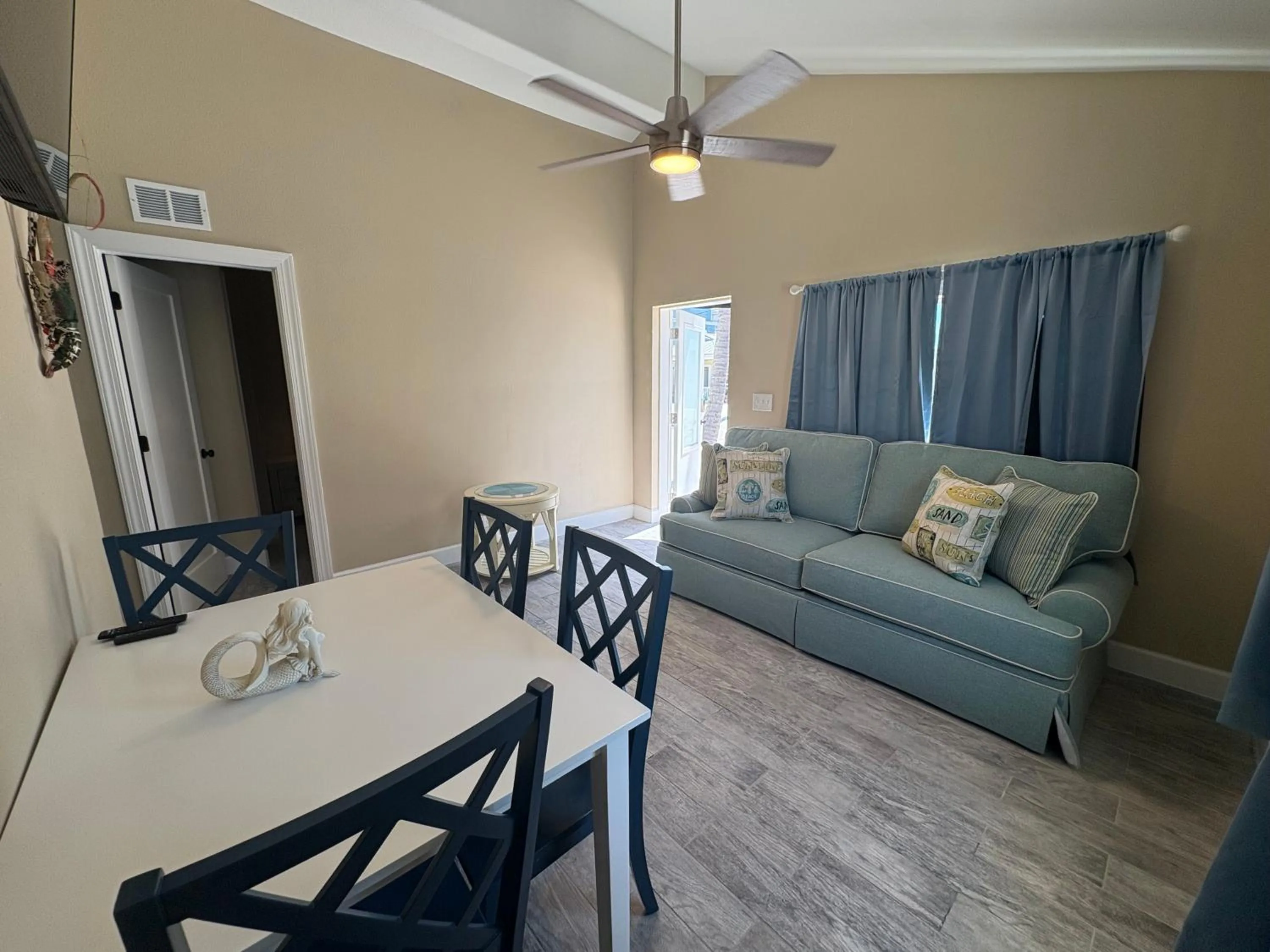 Blue Waters Treasure Island