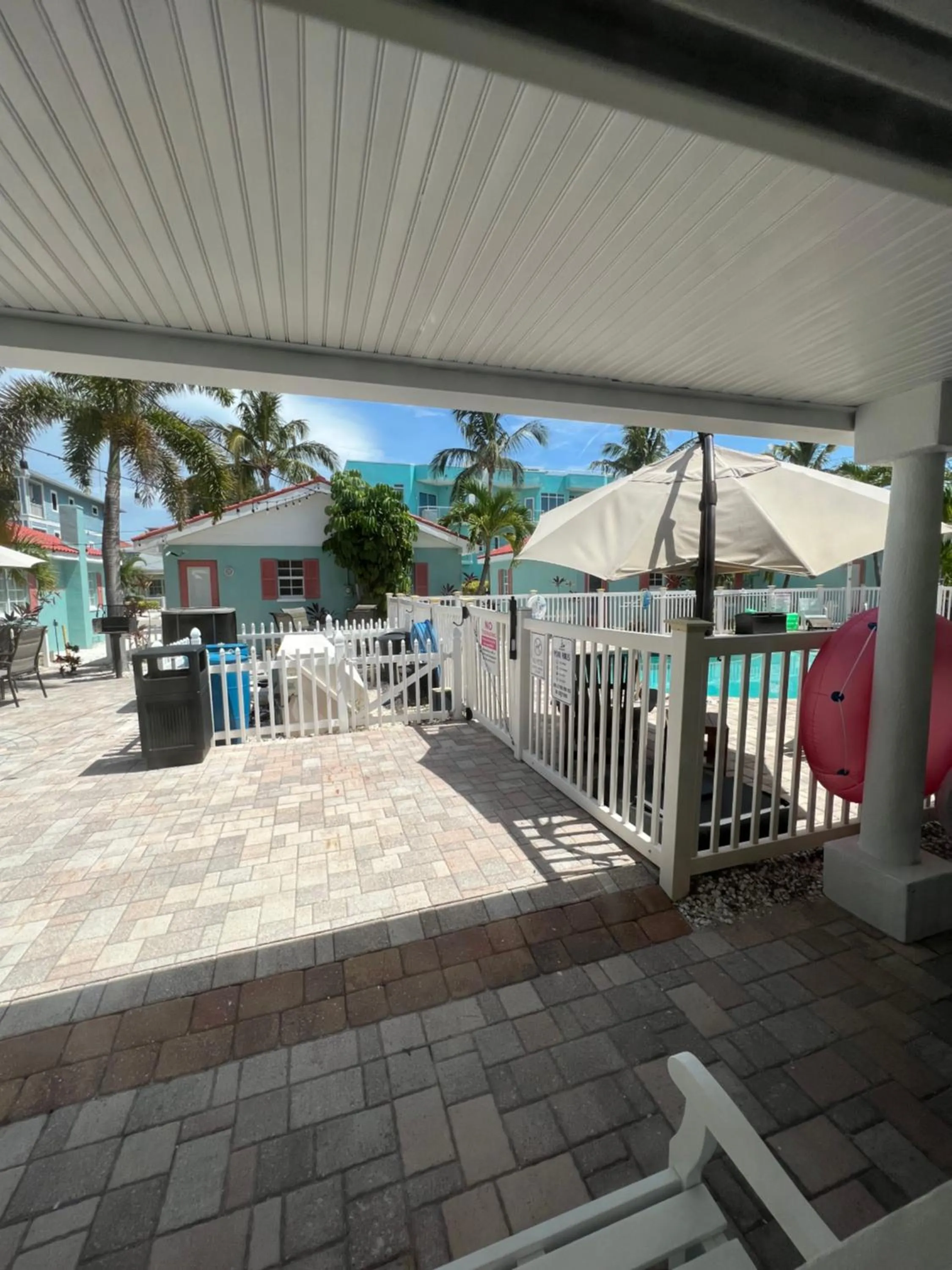 Patio in Blue Waters Treasure Island