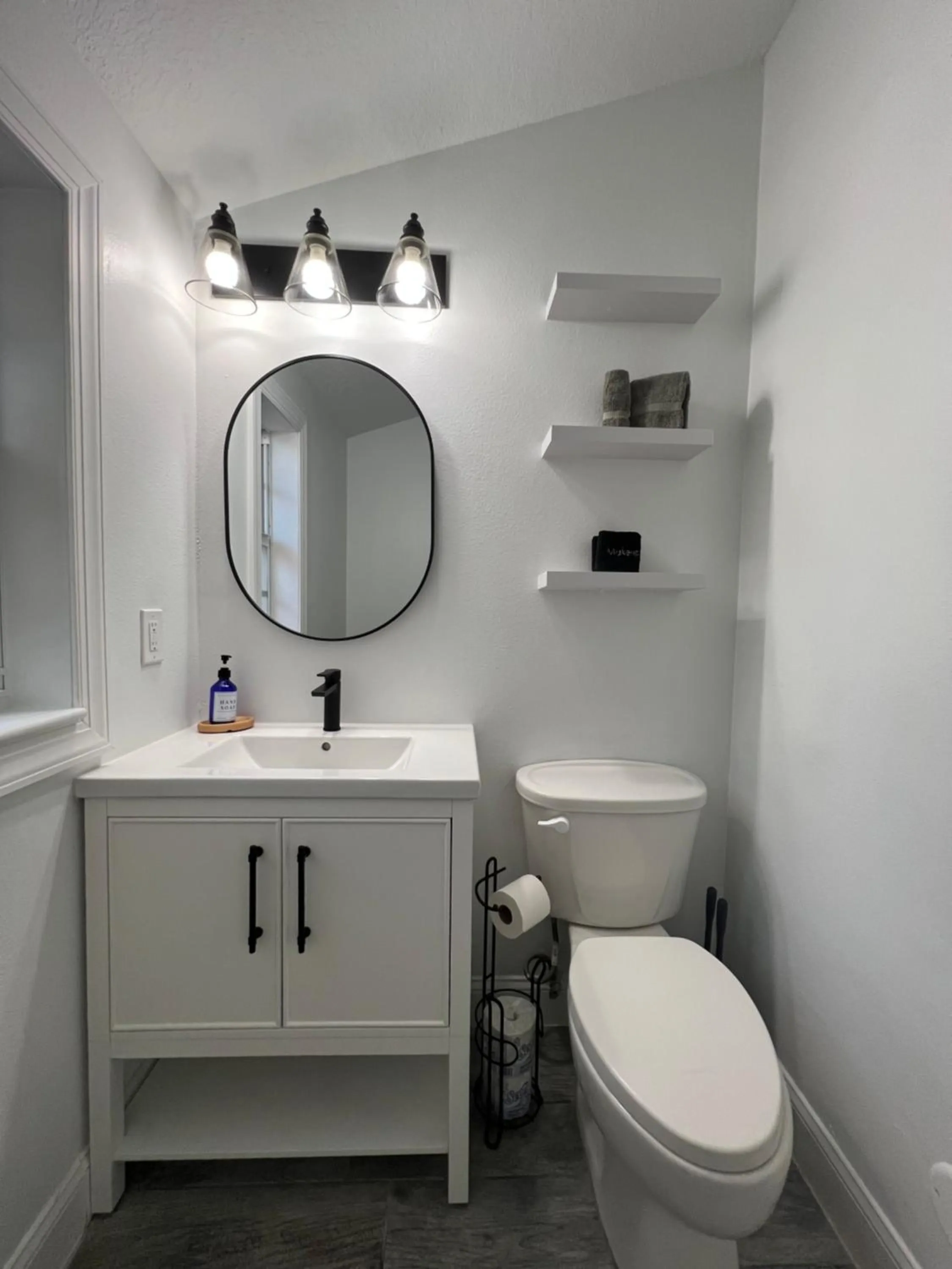 Toilet in Blue Waters Treasure Island