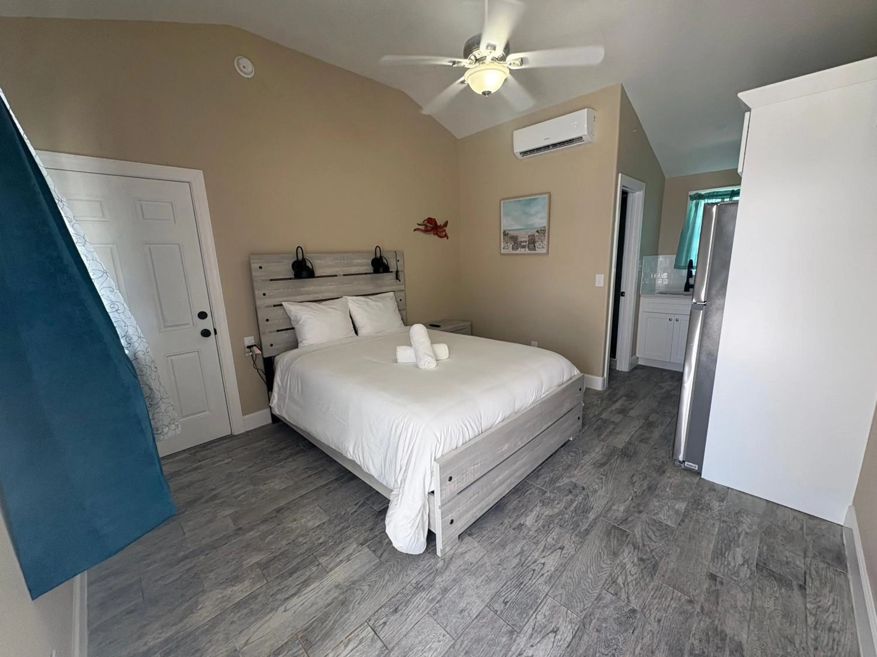 Bed in Blue Waters Treasure Island