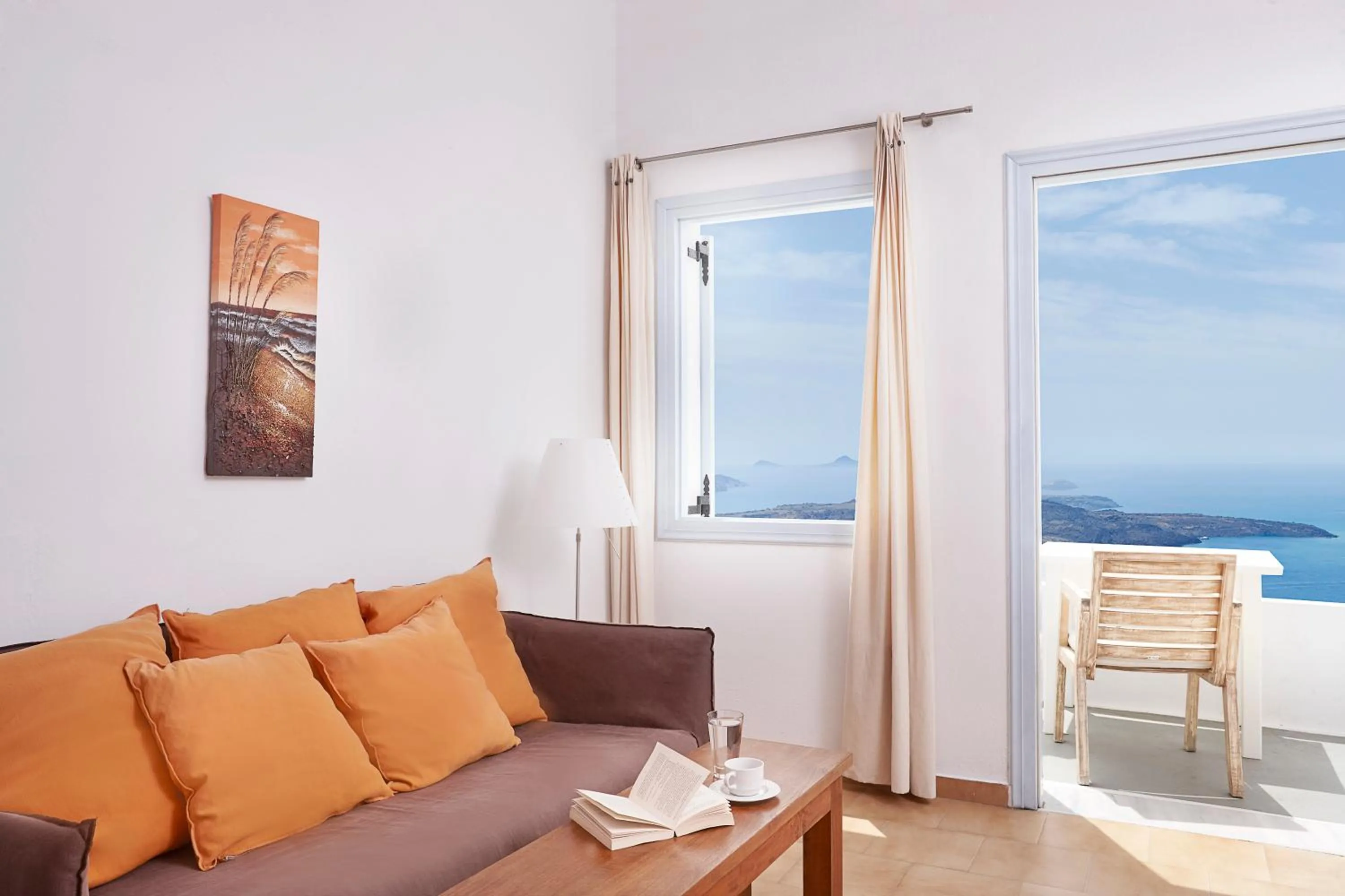 Living room in Manos Small World