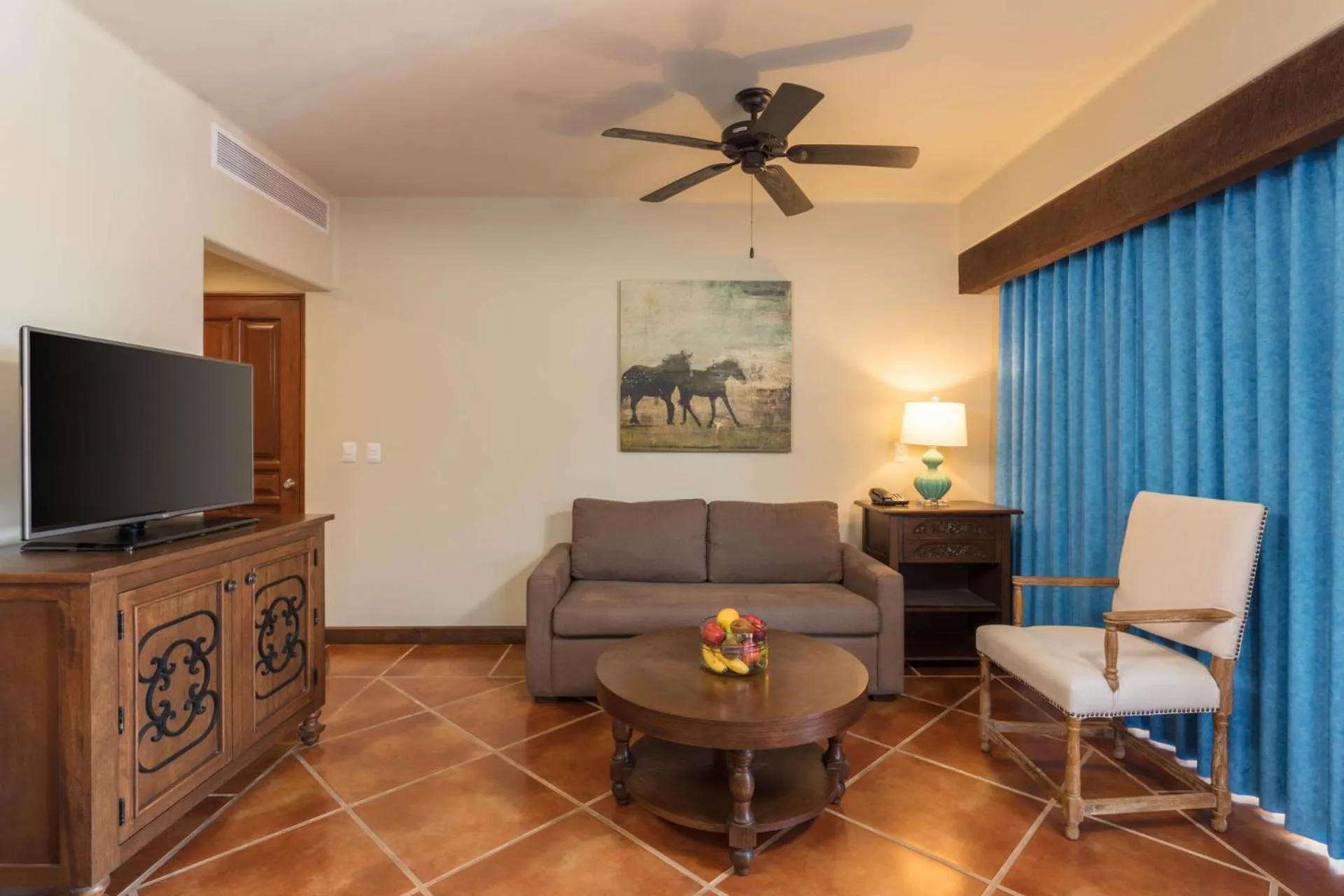 Living room in The Club at Hacienda del Mar