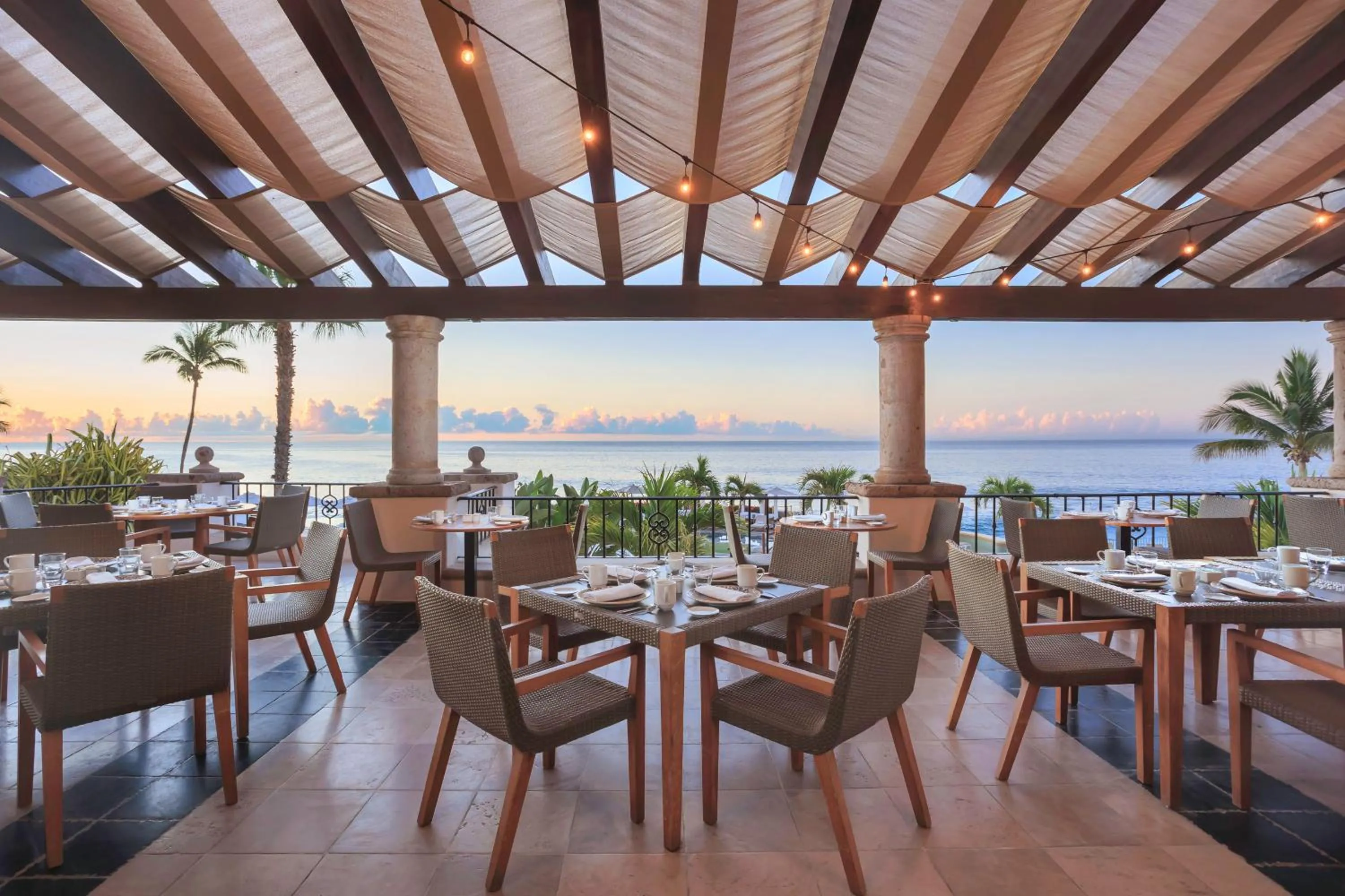 Restaurant/places to eat in The Club at Hacienda del Mar